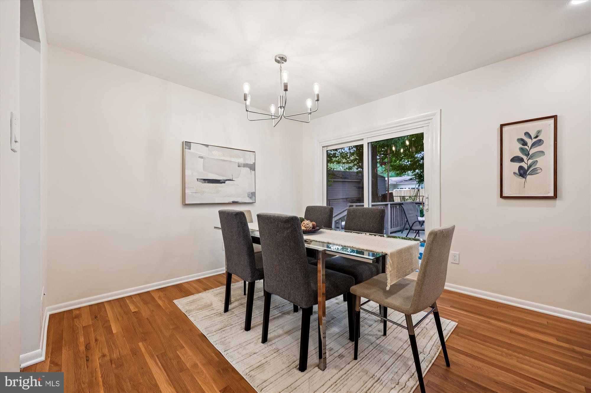 BEL PRE WOODS - Residential