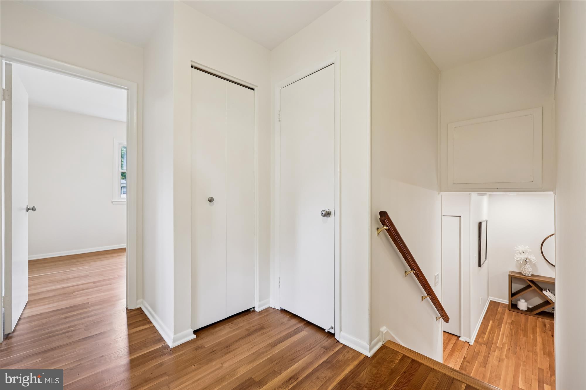 BEL PRE WOODS - Residential