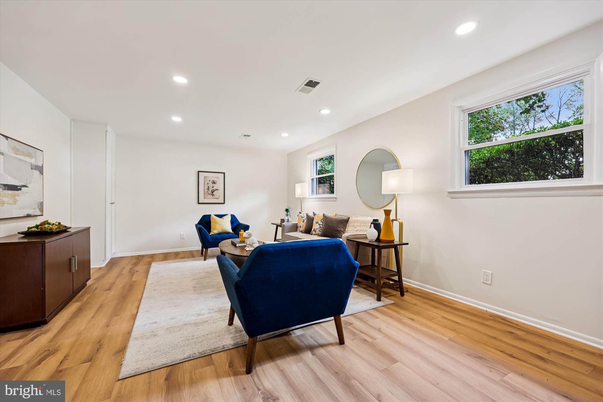 BEL PRE WOODS - Residential