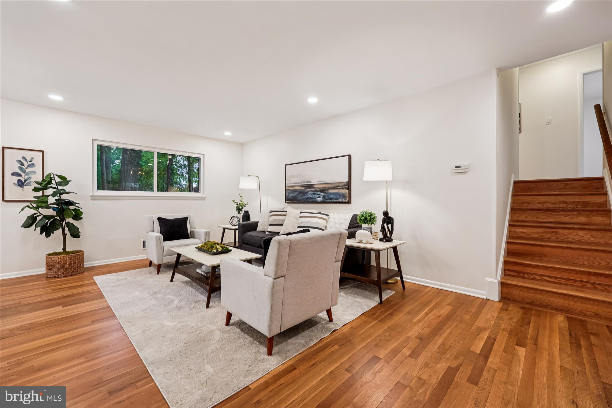 BEL PRE WOODS - Residential