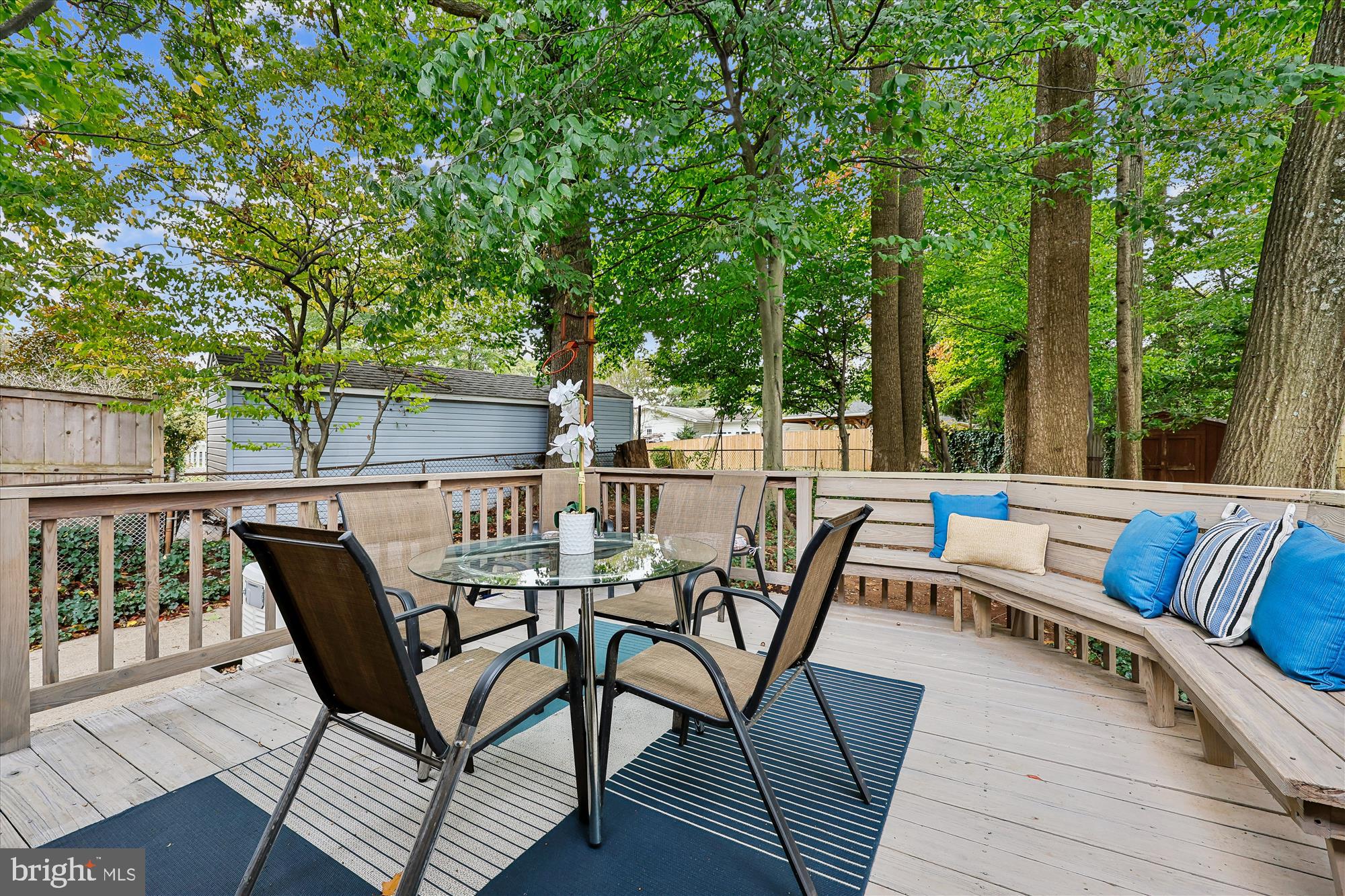 BEL PRE WOODS - Residential