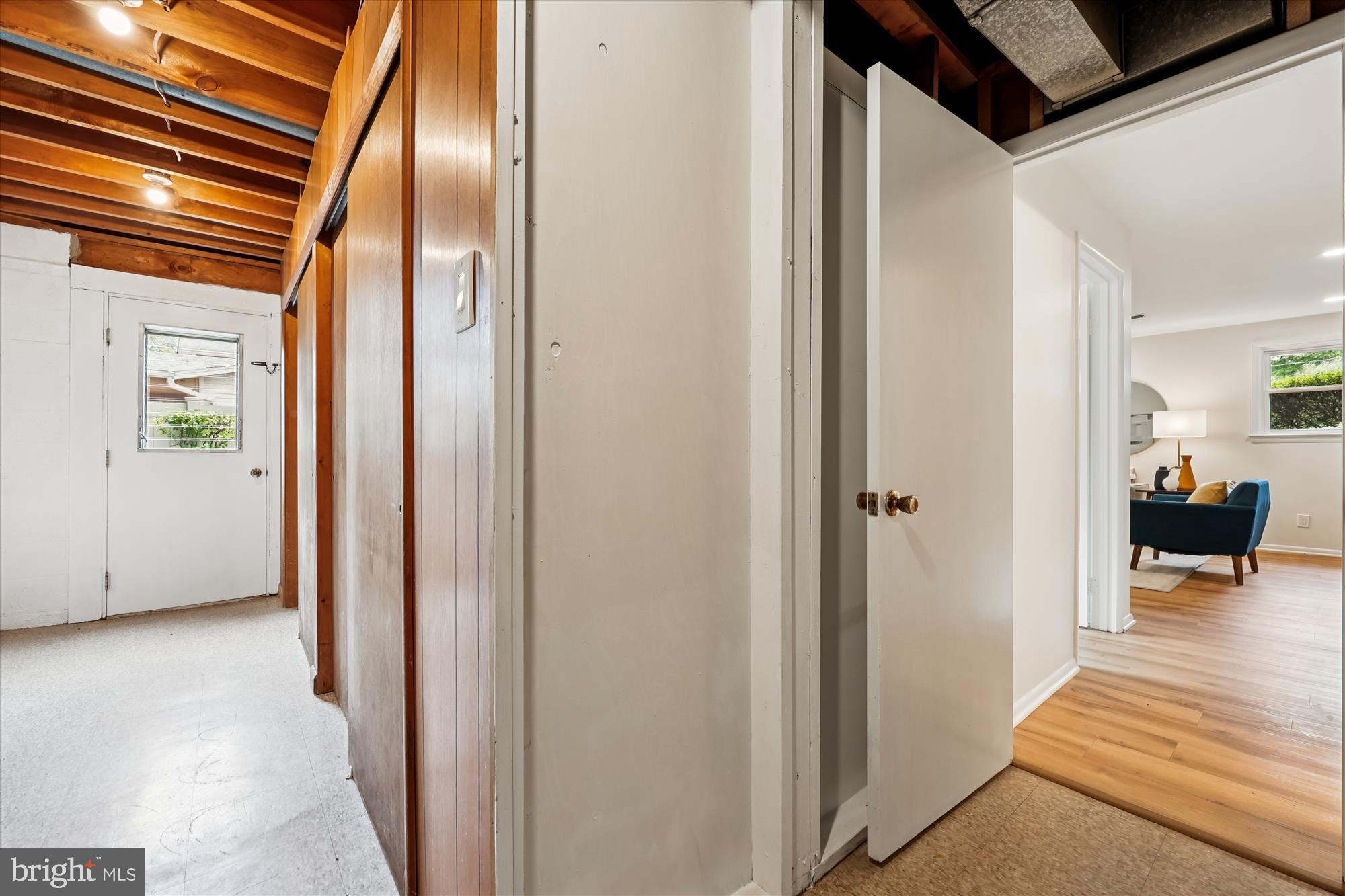 BEL PRE WOODS - Residential