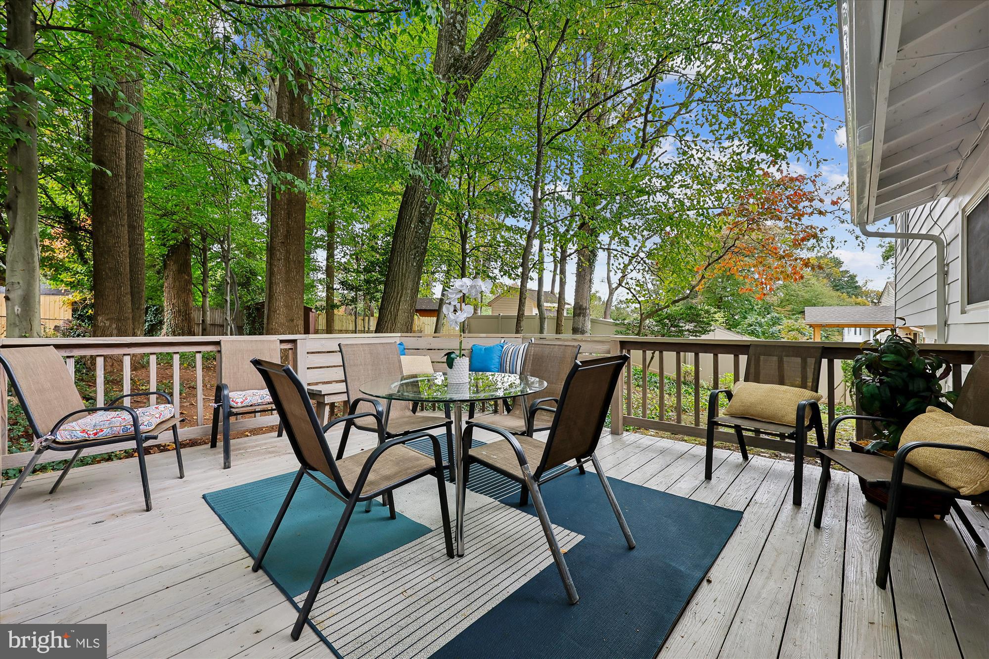 BEL PRE WOODS - Residential