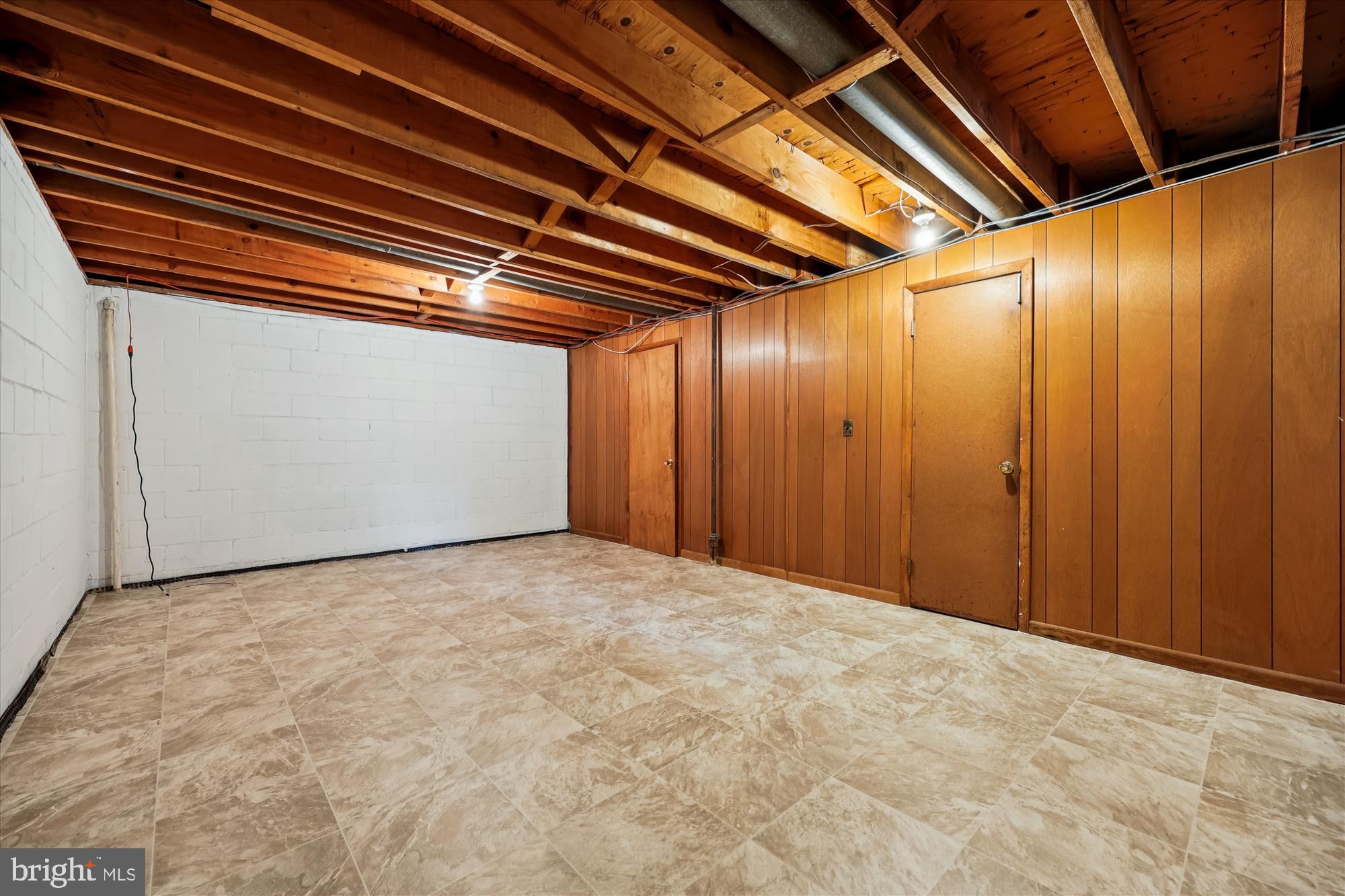 BEL PRE WOODS - Residential