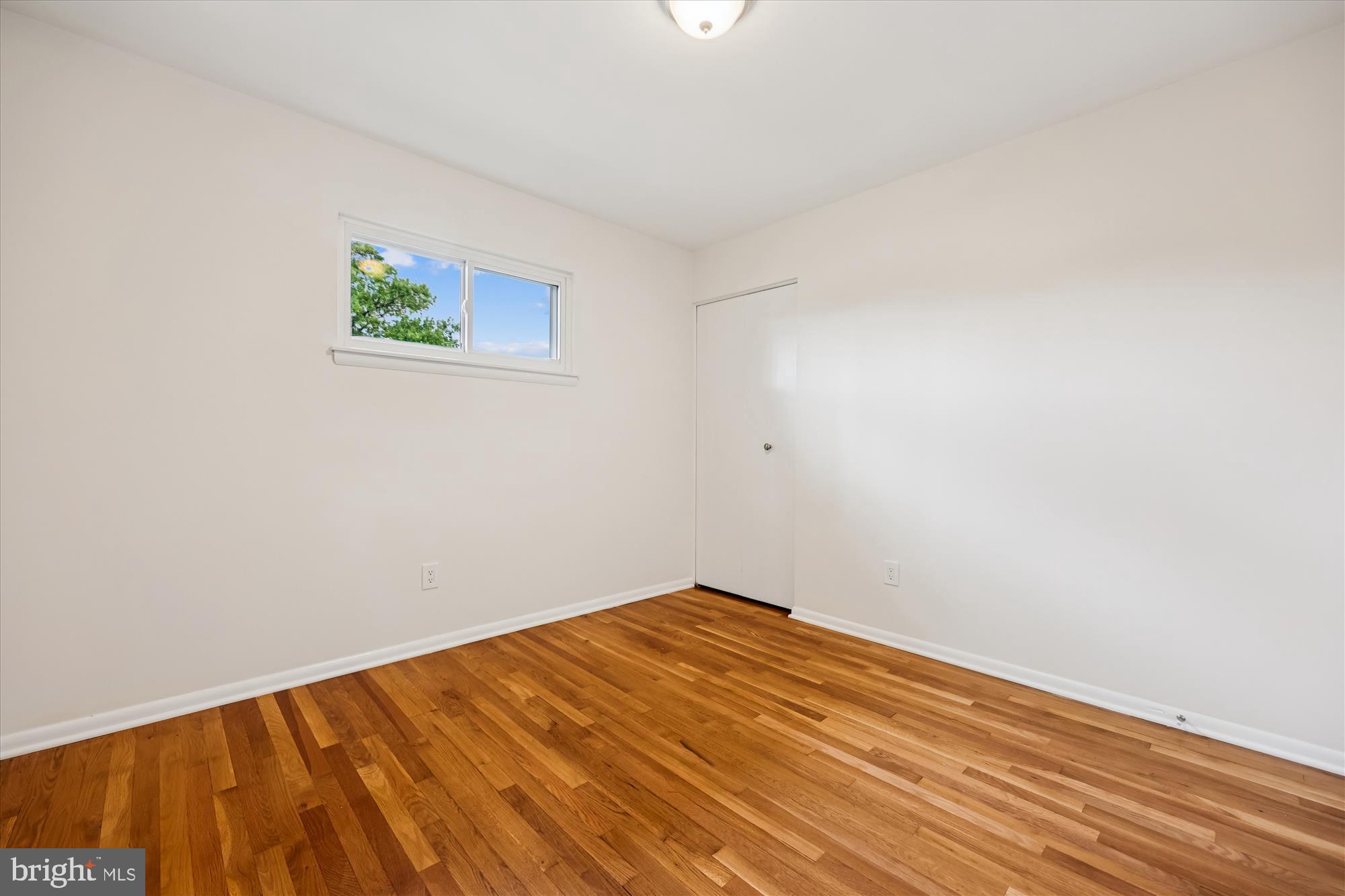 BEL PRE WOODS - Residential