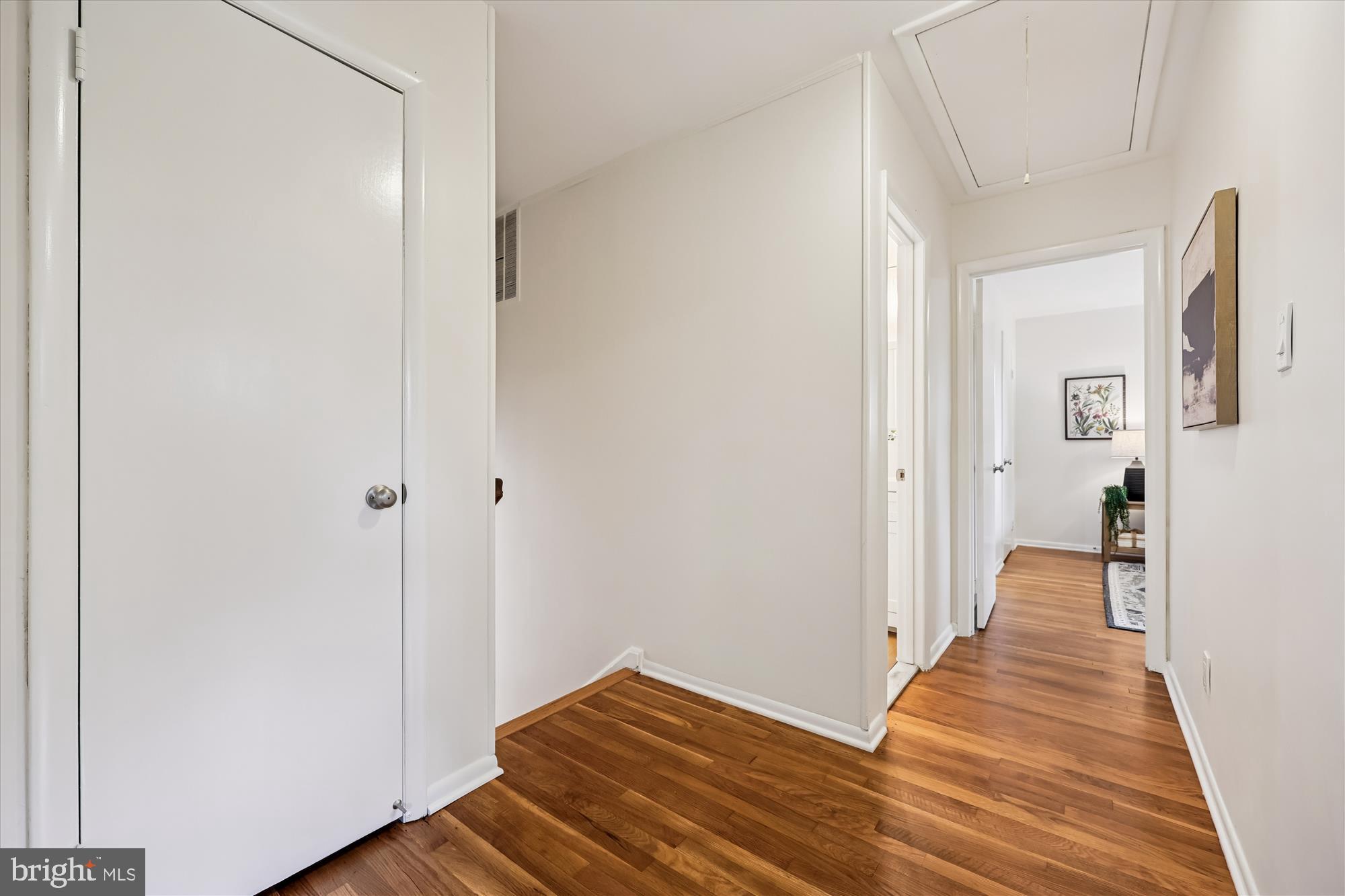 BEL PRE WOODS - Residential