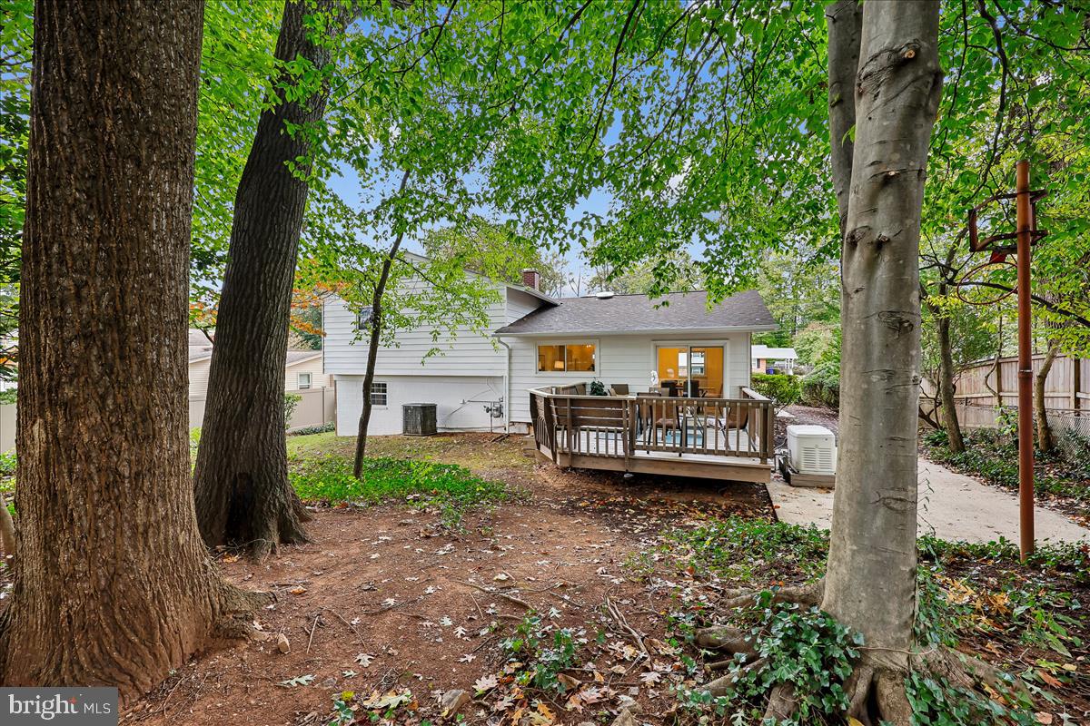 BEL PRE WOODS - Residential