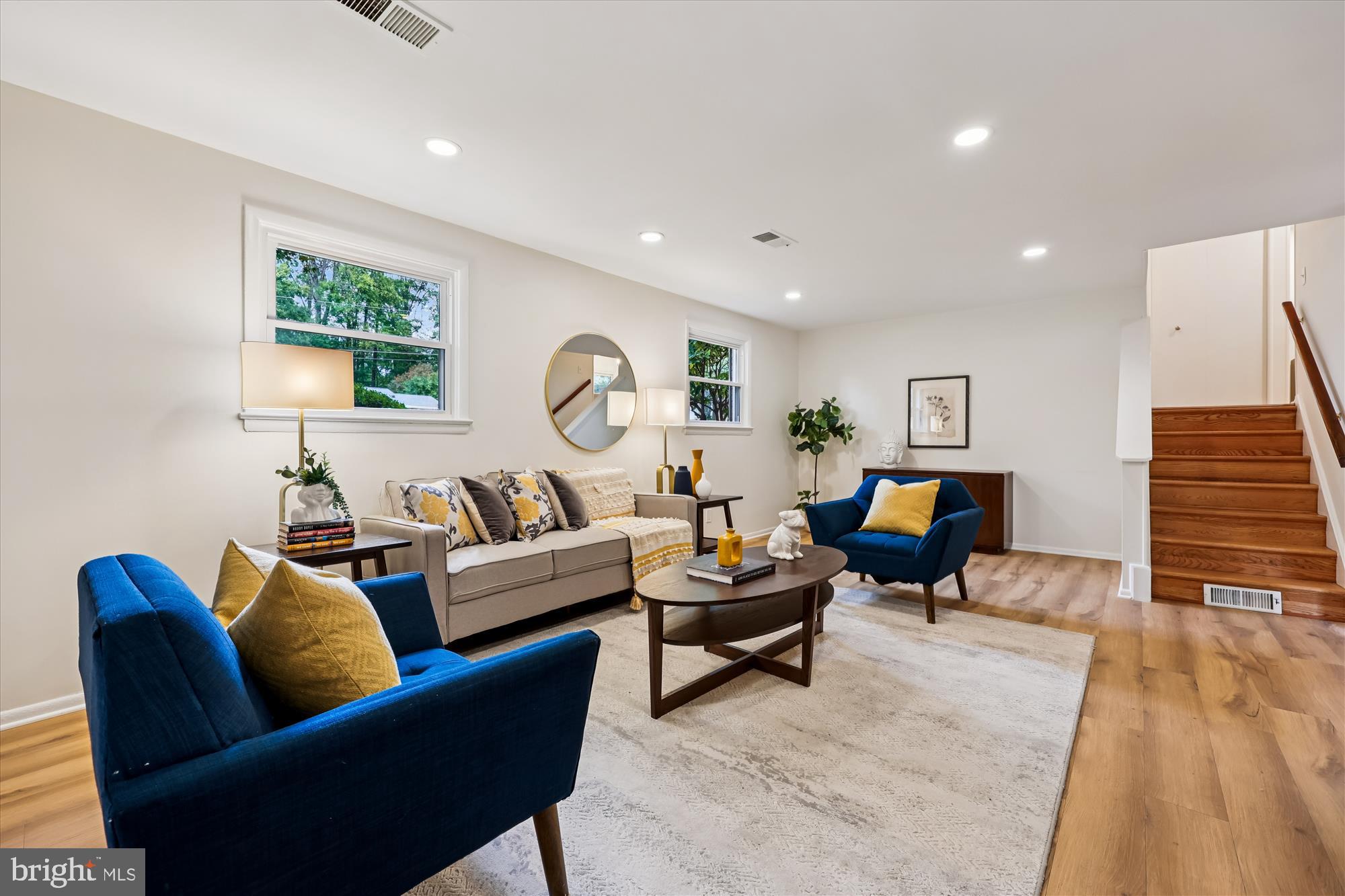 BEL PRE WOODS - Residential