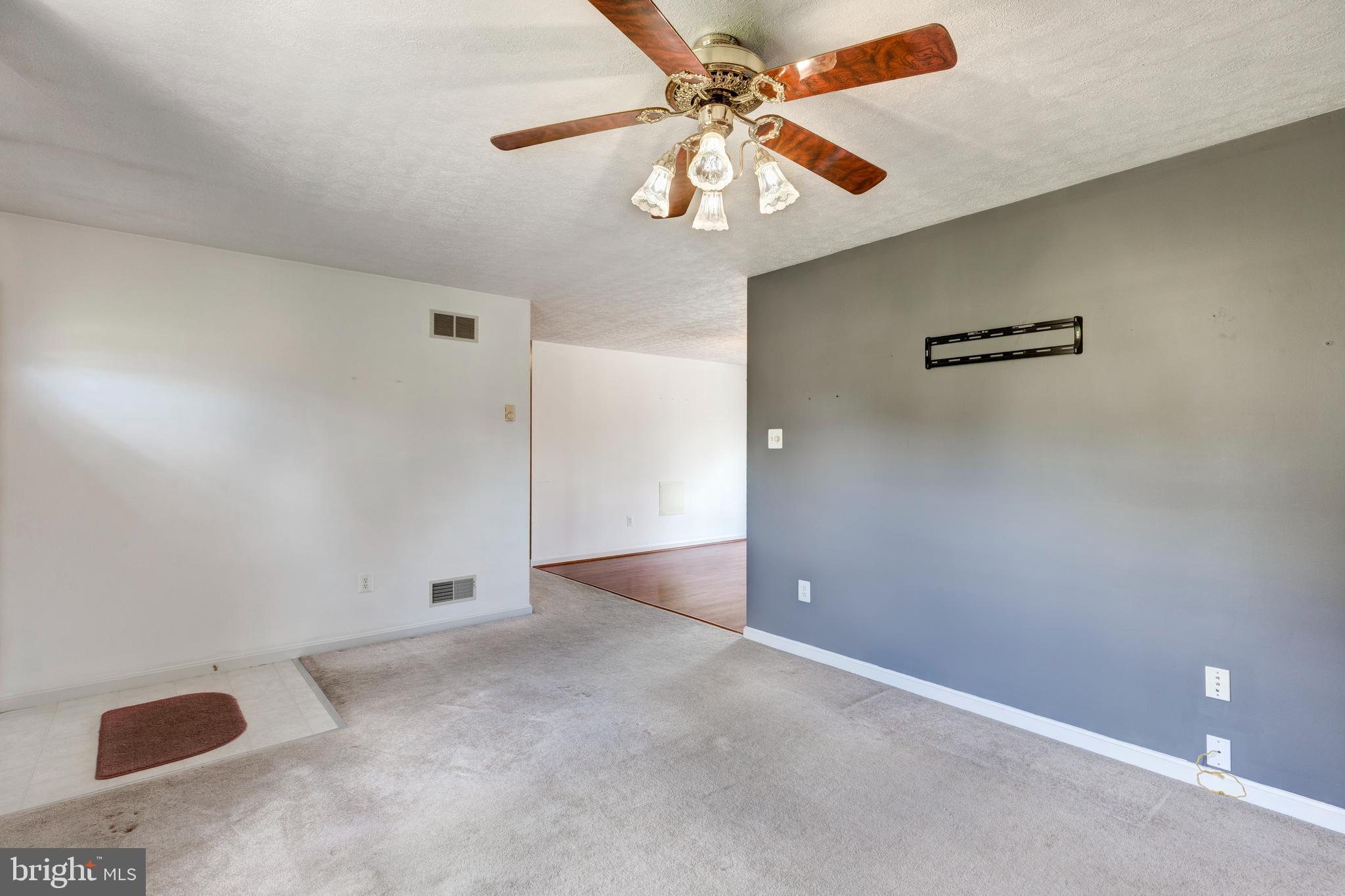 VALLEY VISTA - Residential