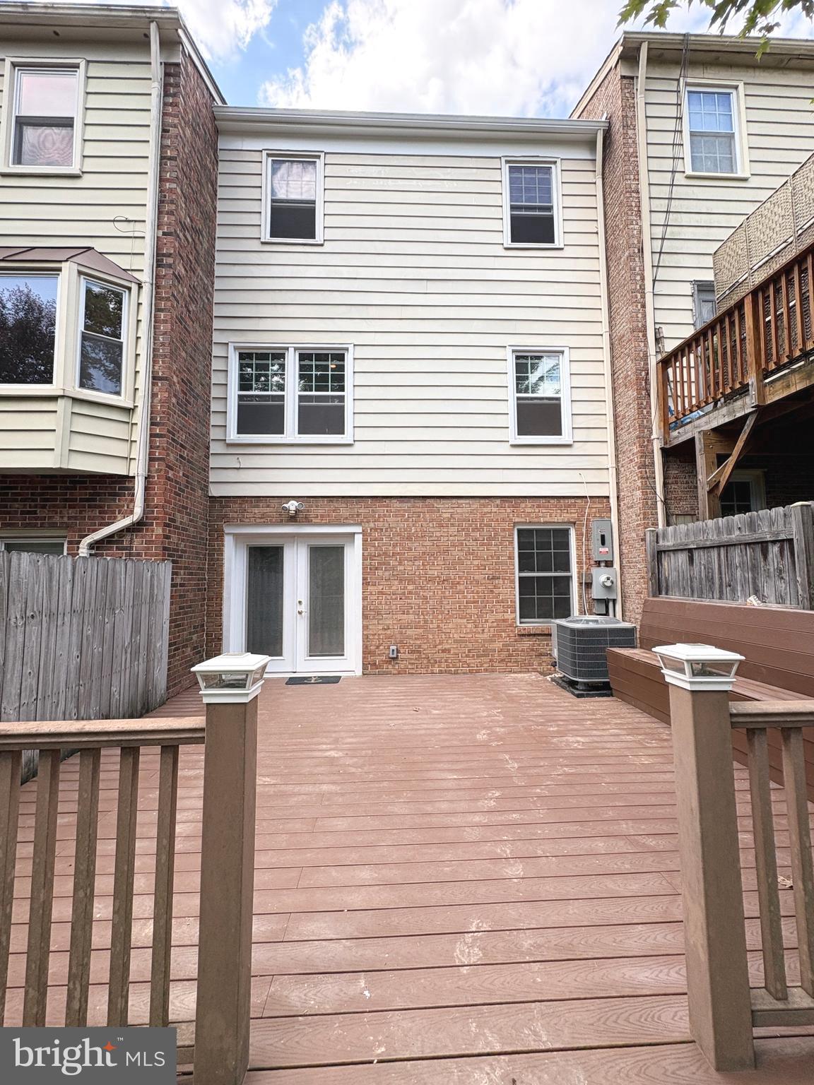 LAKE RIDGE - Residential Lease