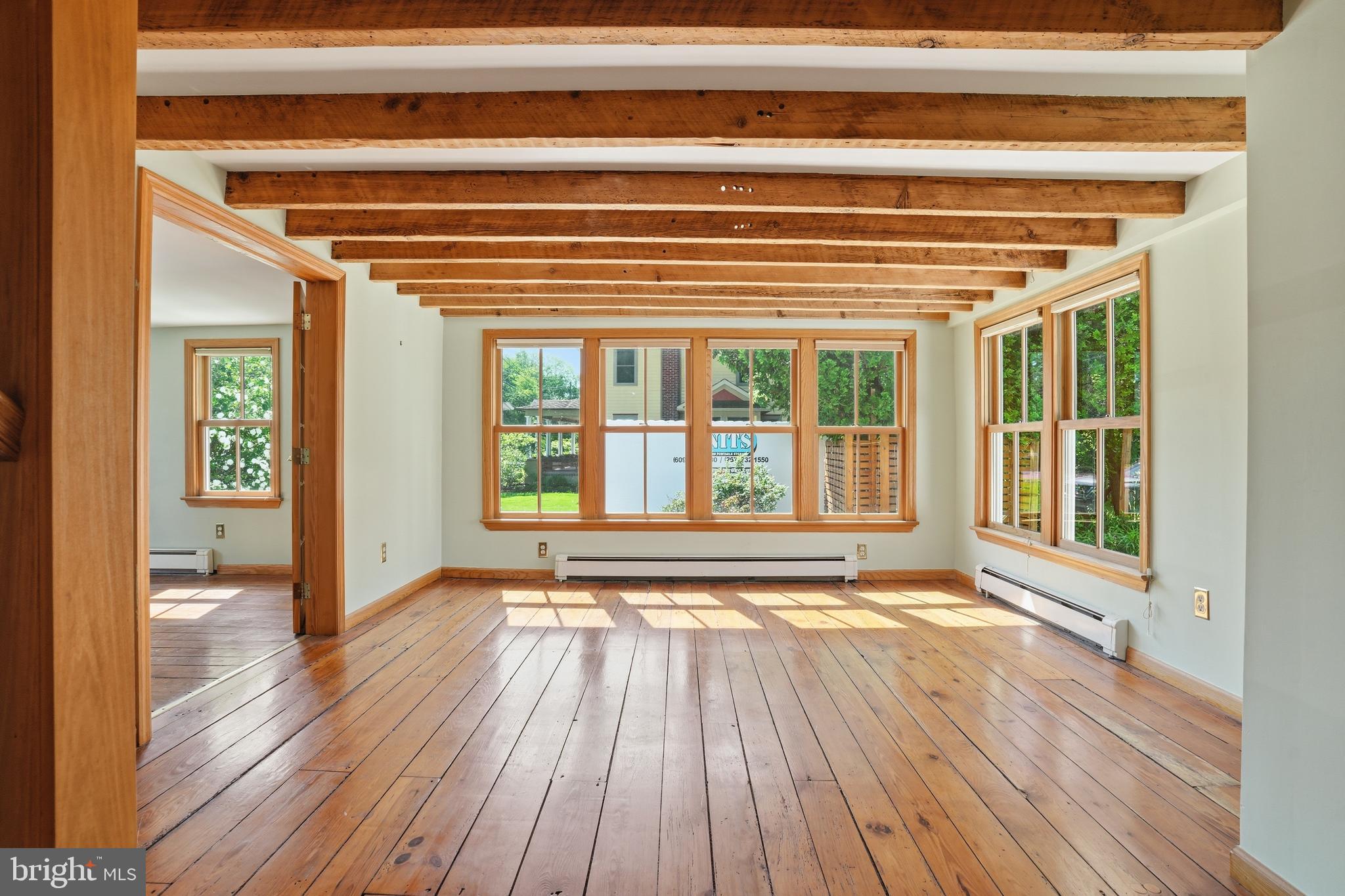415 VILLAGE ROAD E