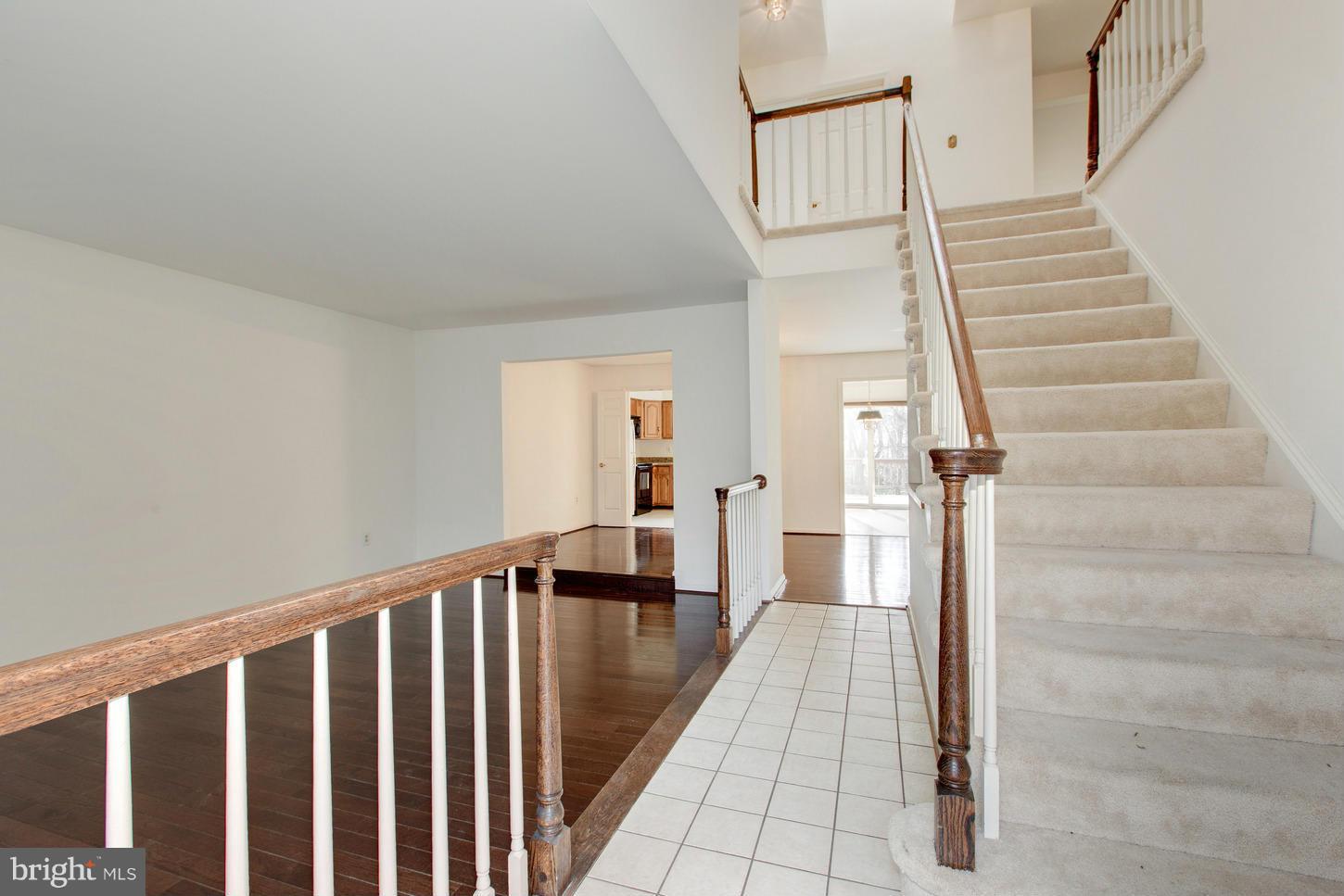 FALLSBERRY - Residential Lease