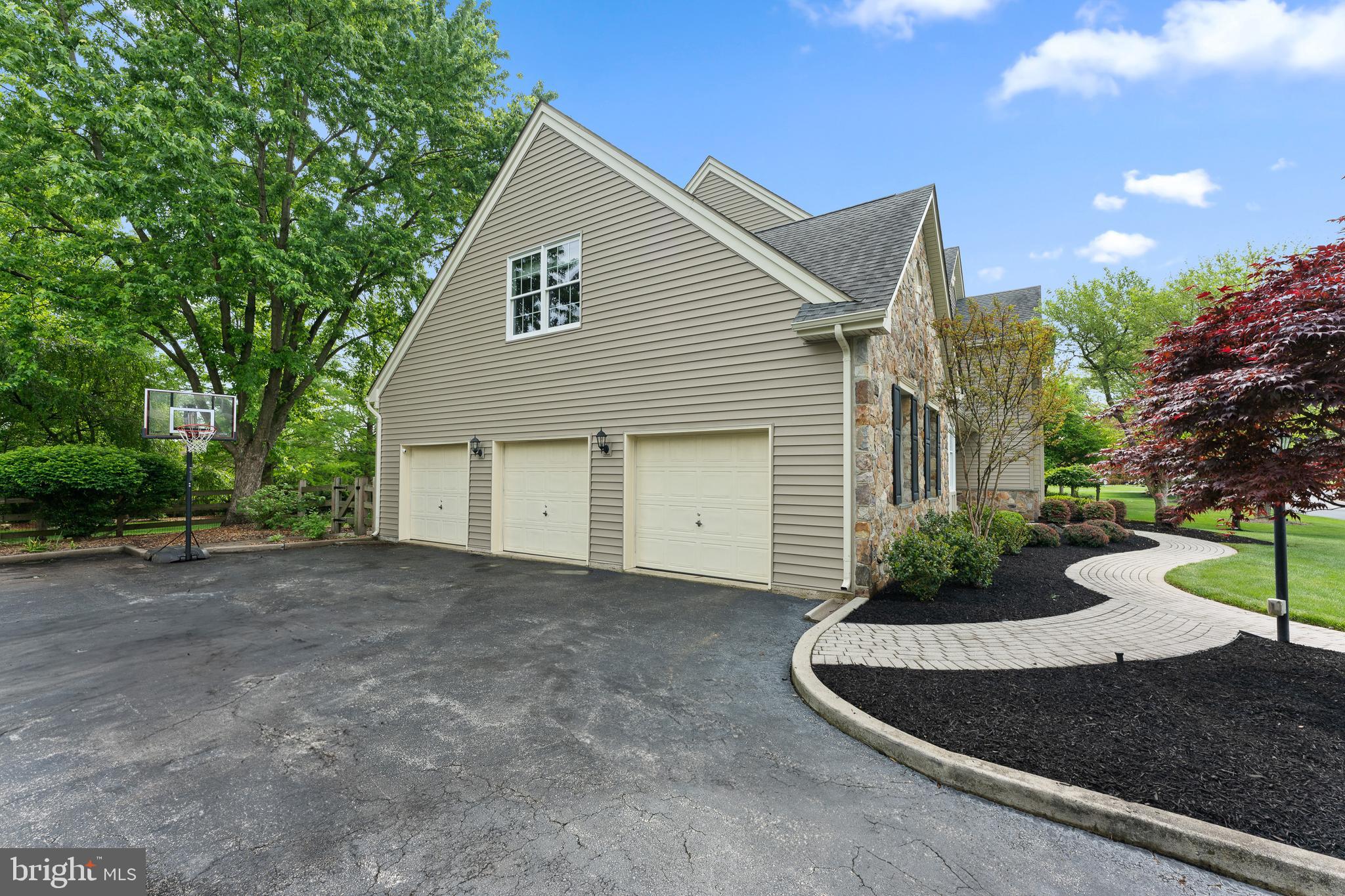 CLOCKTOWER WOODS - Residential