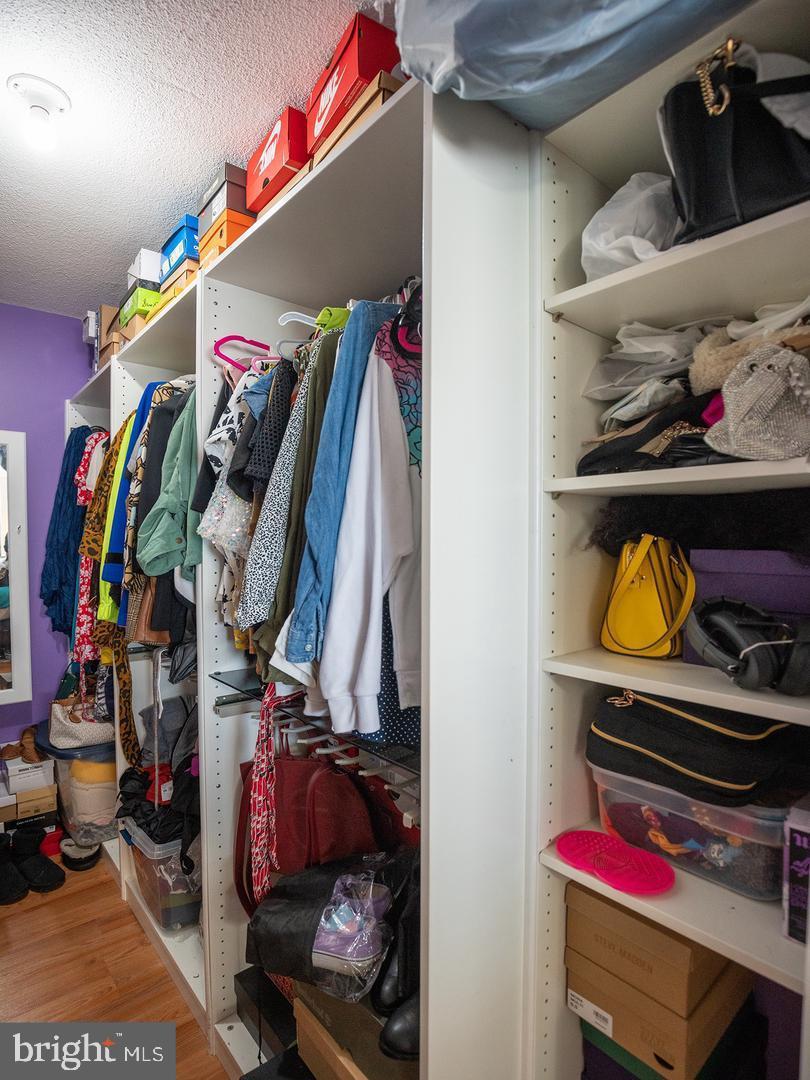 PRESIDENTIAL TOWERS - Residential Lease