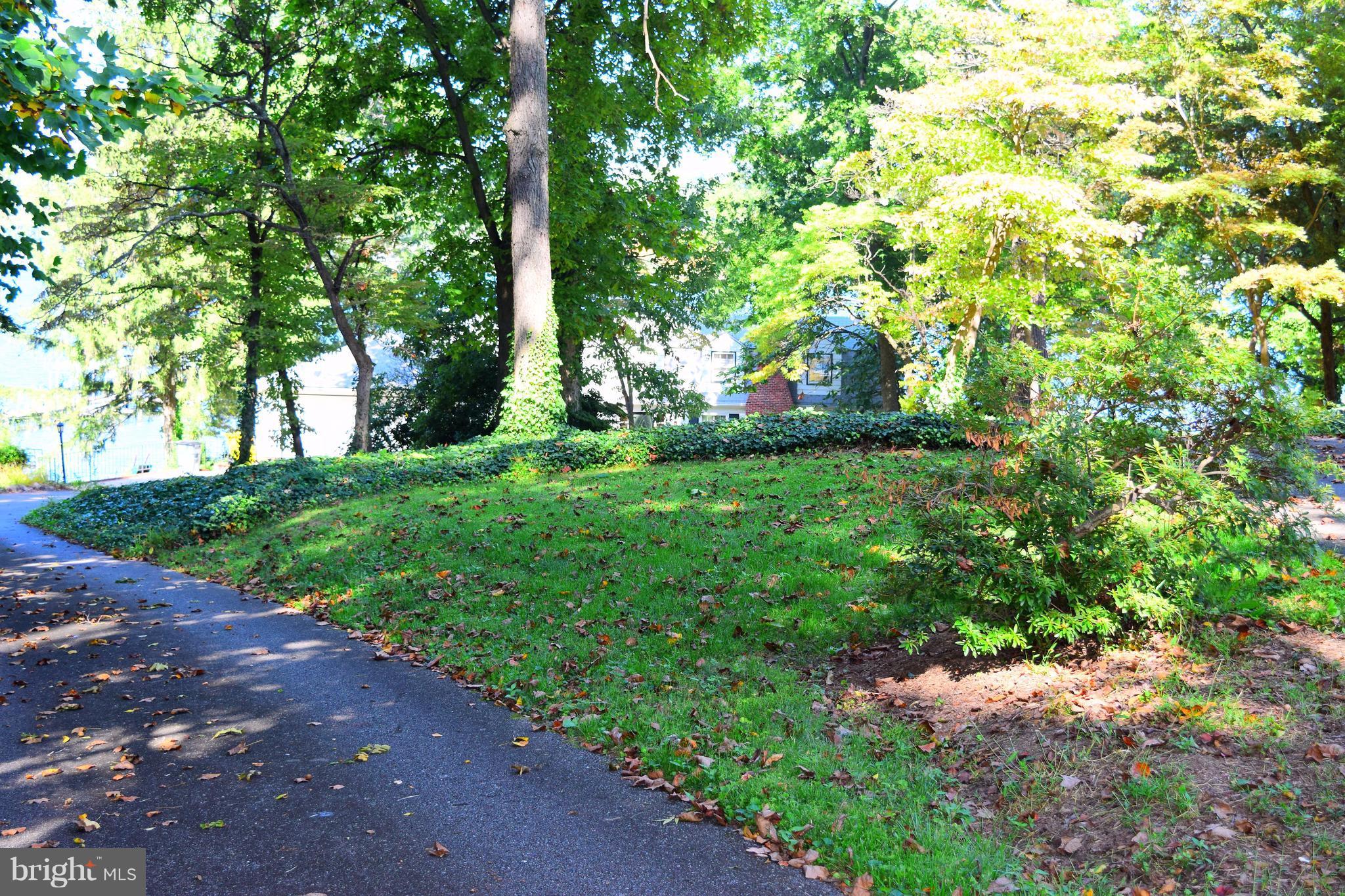 LINDAMOOR ON THE SEVERN - Residential Lease