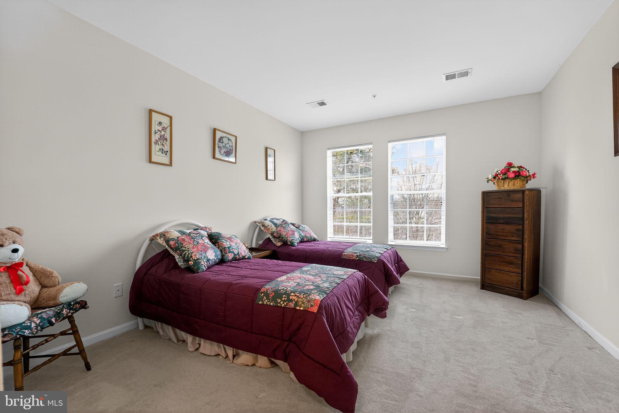 MAPLECREST - Residential