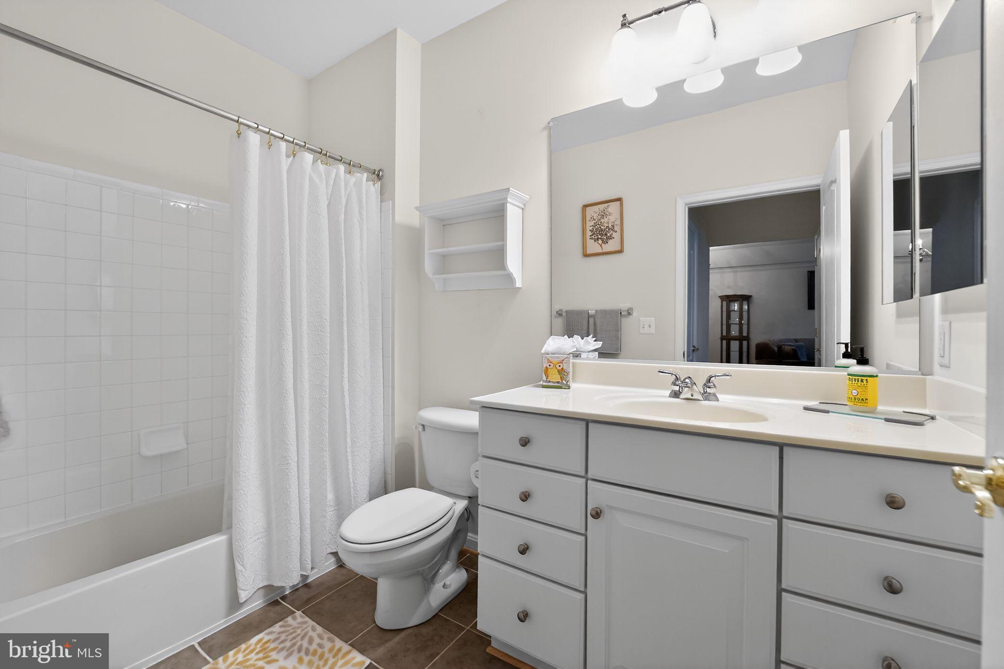 MAPLECREST - Residential