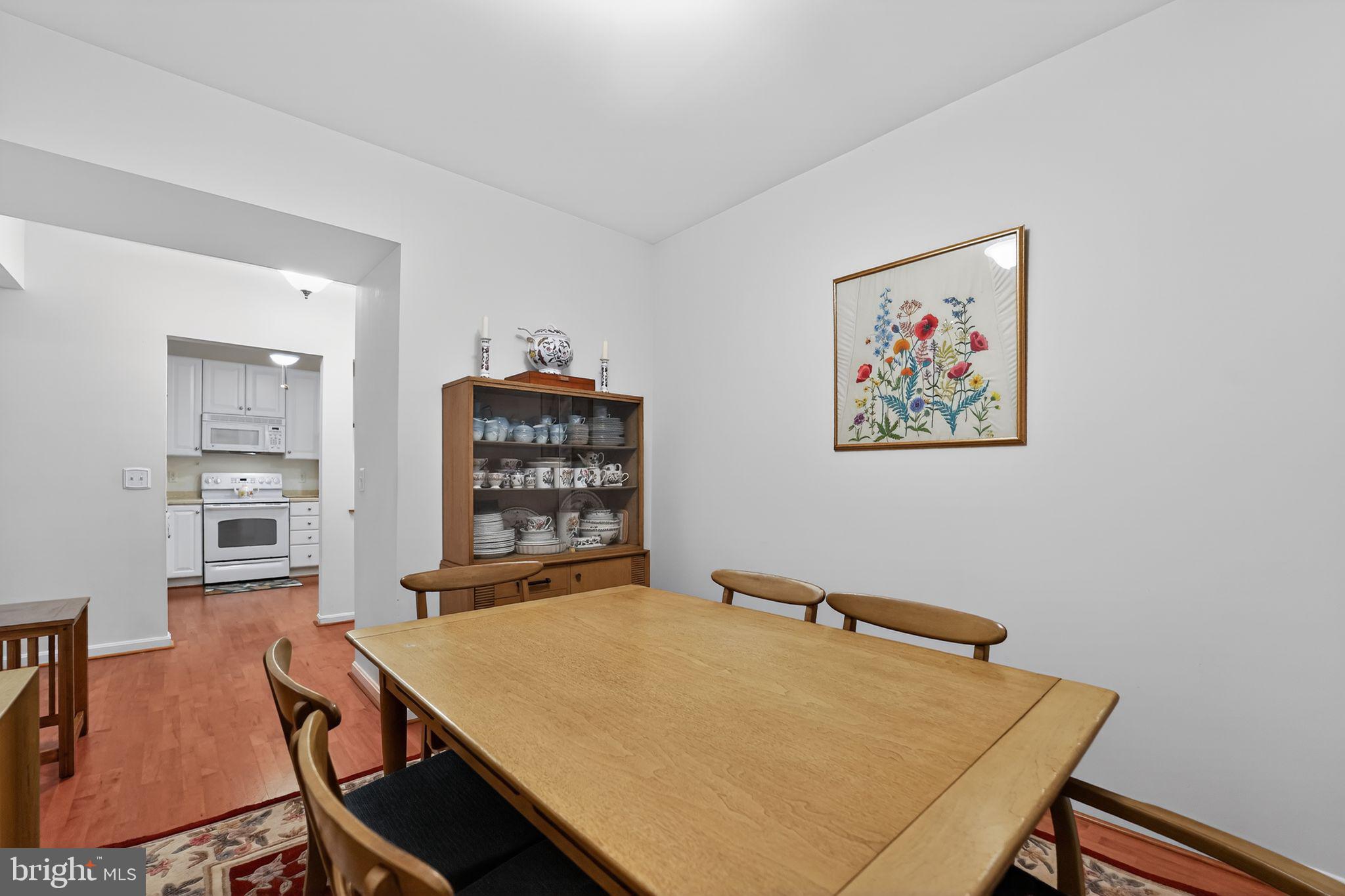 MAPLECREST - Residential