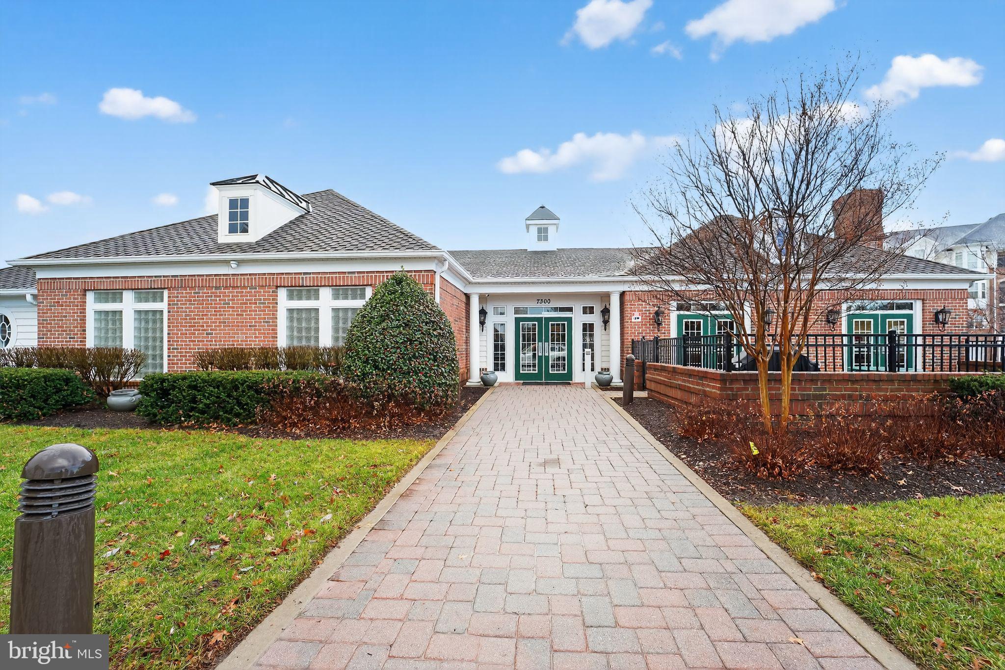 MAPLECREST - Residential