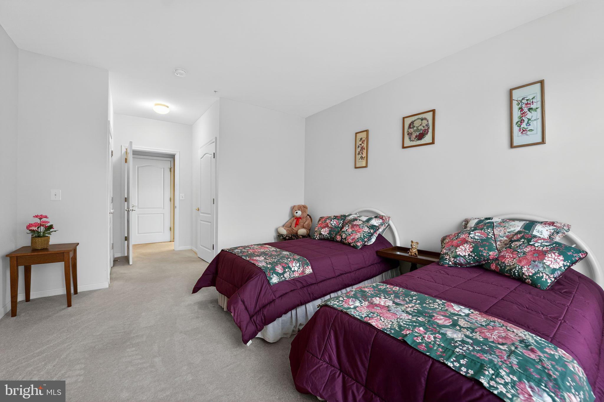 MAPLECREST - Residential