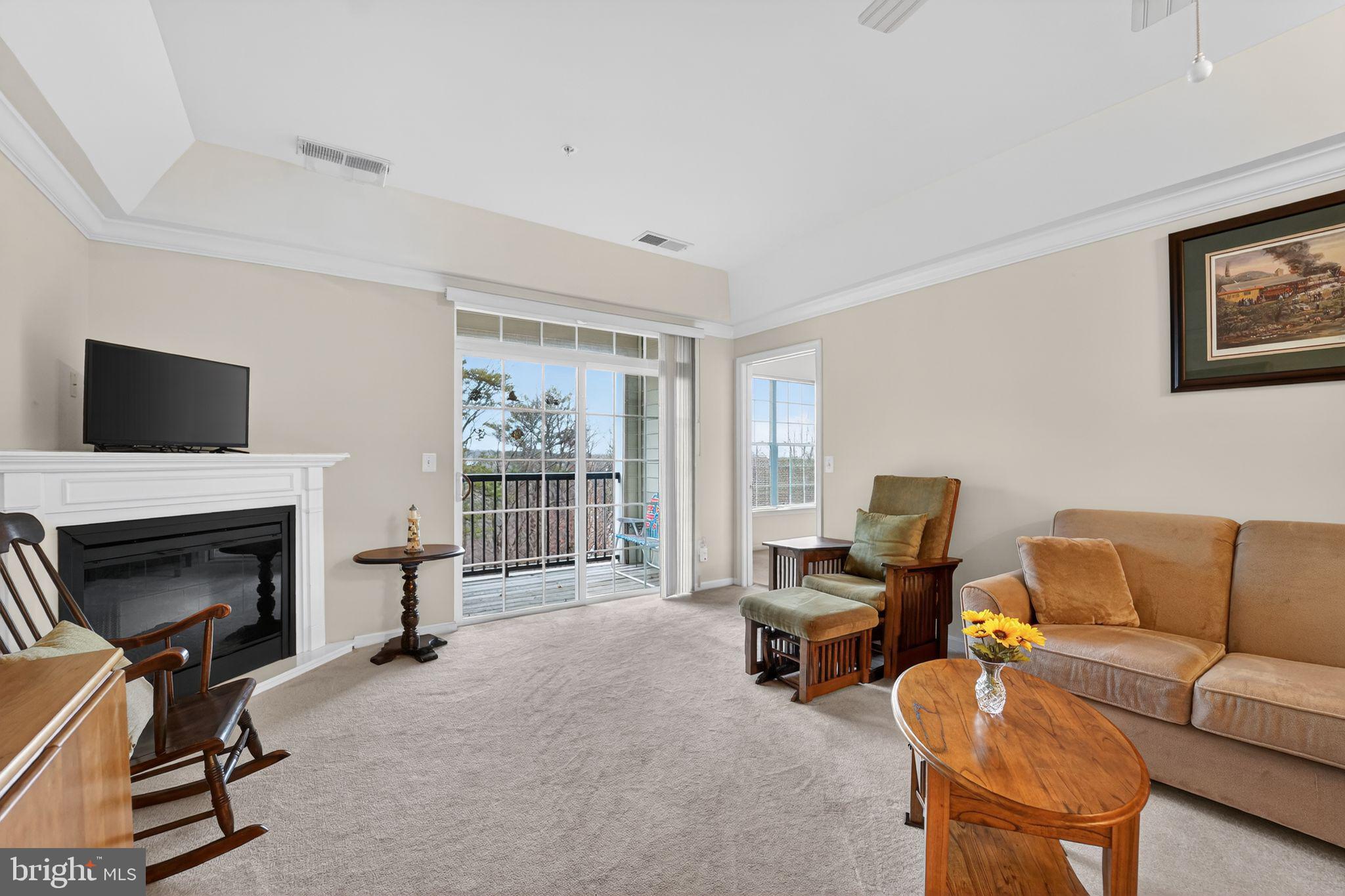 MAPLECREST - Residential