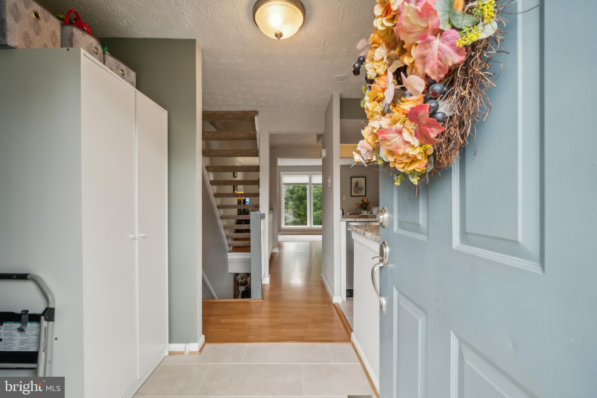 RESTON - Residential