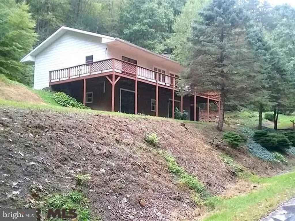 295 Kinley Hollow Road, Mill Hall, PA 17751