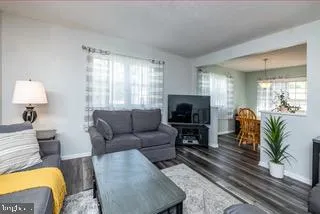 Waterford Works, New Jersey 08089, United States, 3 Bedrooms Bedrooms, ,2 BathroomsBathrooms,Residential,Pending,207984