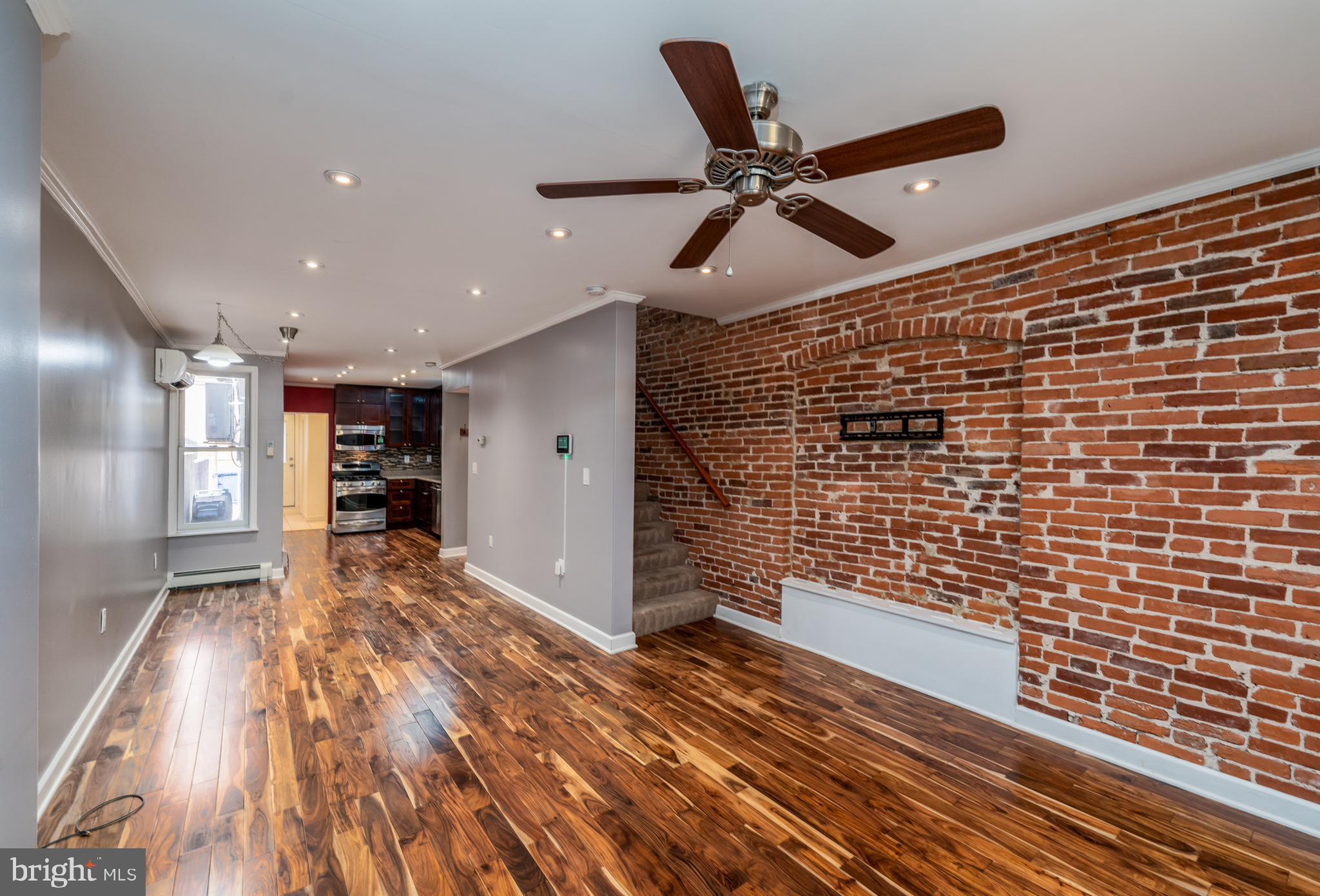 922 S BOULDIN STREET