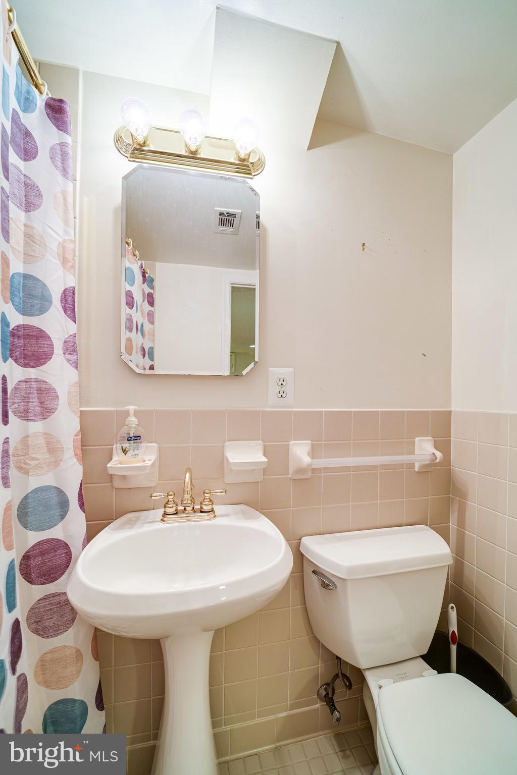 WAKEFIELD - Residential Lease