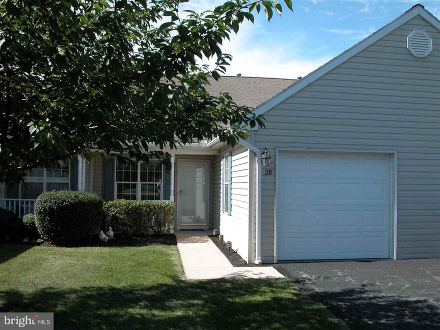 Extremely Comfortable Ranch Condo! New Pergo Laminate Floors & New Carpet have been Installed.  Terrific Open Floor Plan. Large Kitchen with New Oven/Range, New Sink & Big Breakfast Bar. Master Bedroom has Full Bath w/ Easy Access Shower. Convenient Location!  Entrance with Nice Covered Porch. Just a Wonderful Condo that has been Meticulously Maintained!!!