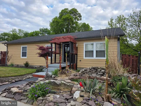 611 W 8th Street, Laurel, DE MLS: DESU2110708