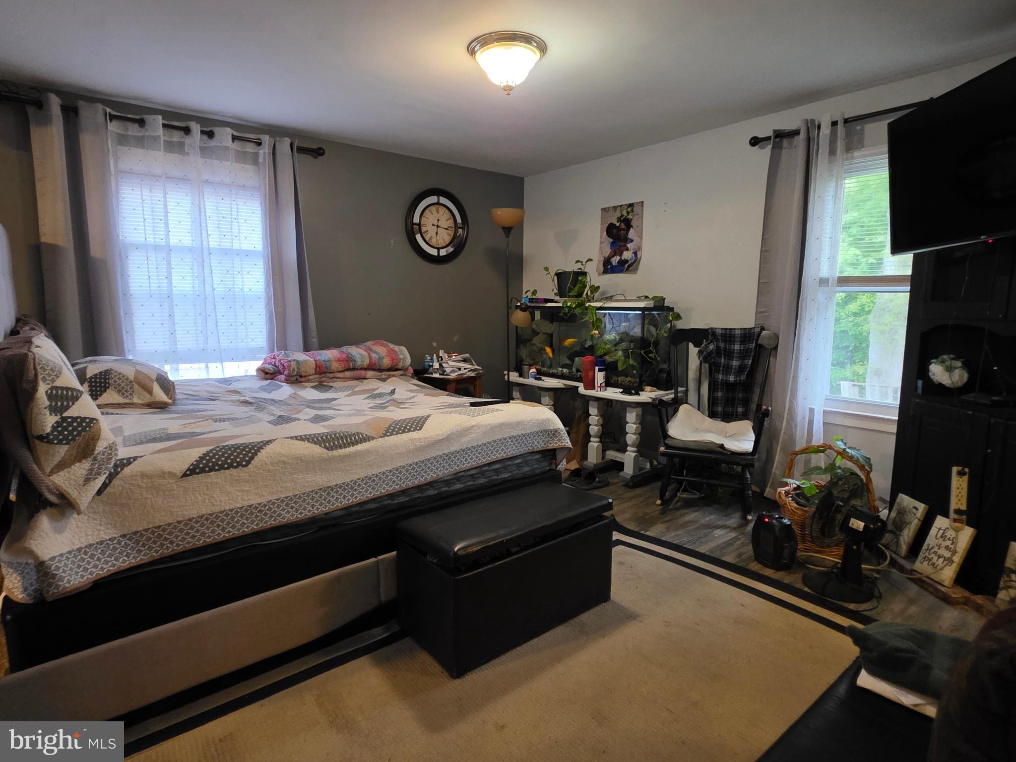 LAUREL - Residential