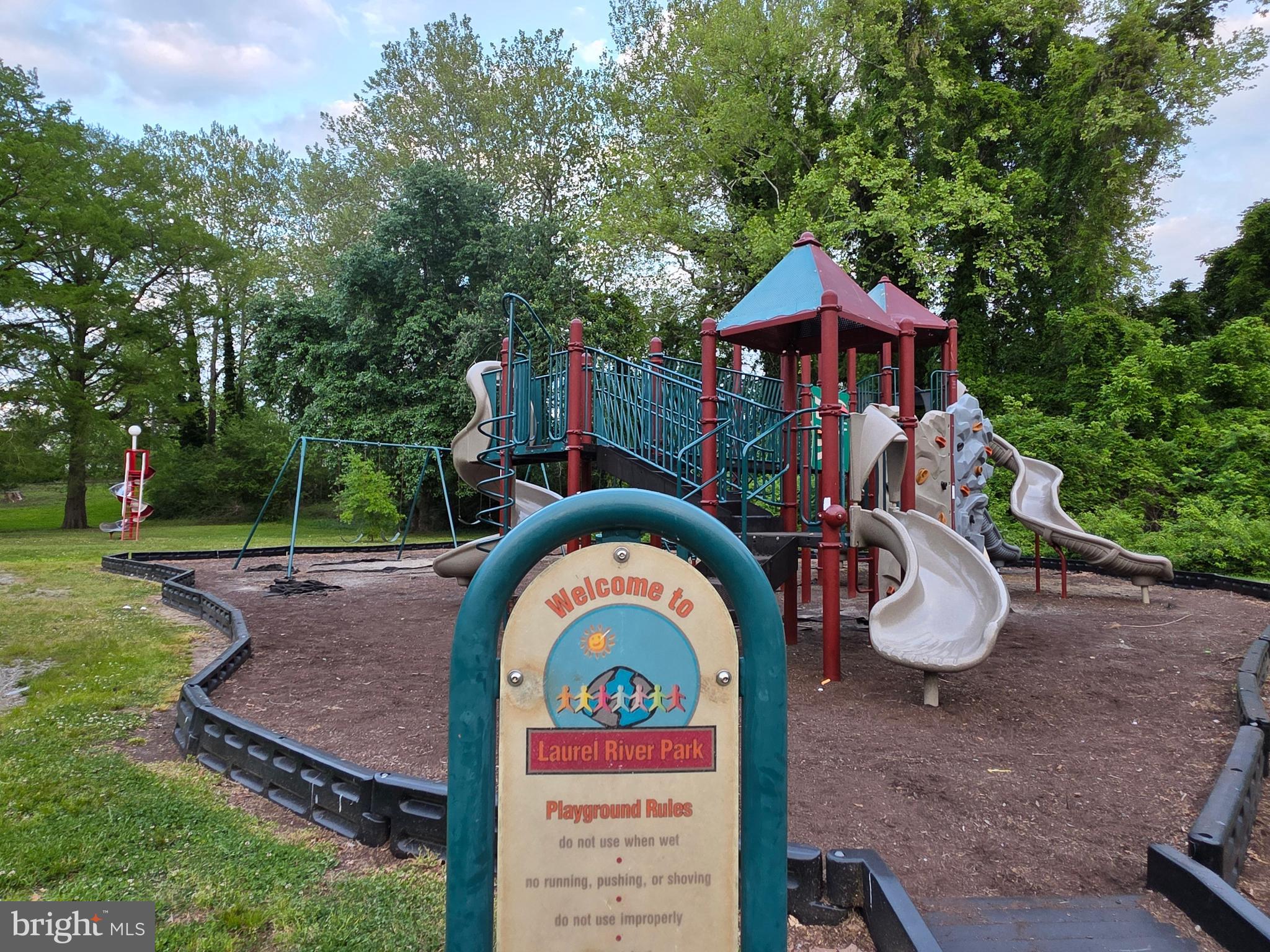 LAUREL - Residential