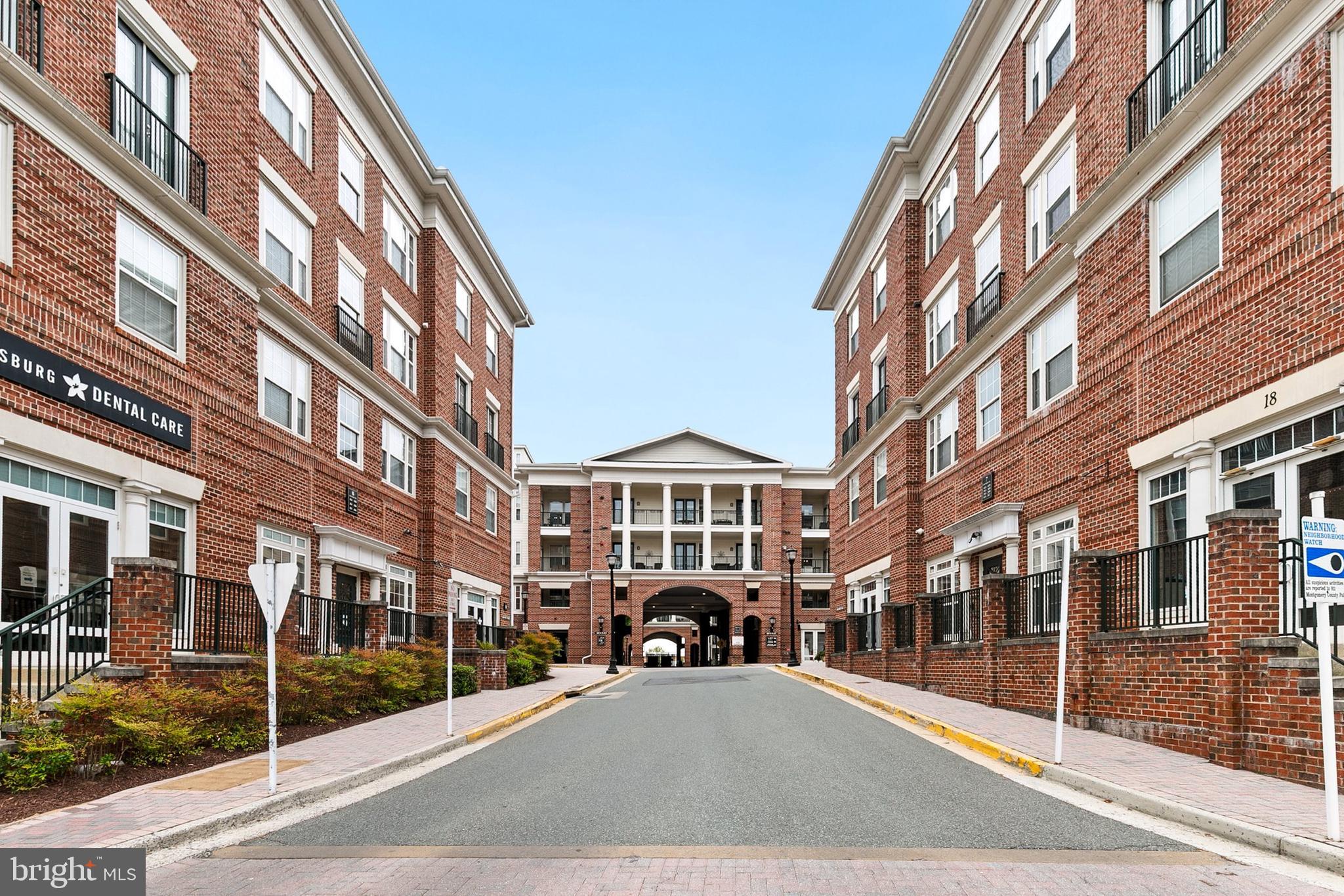 THE COLONNADE AT KENTLANDS - Residential