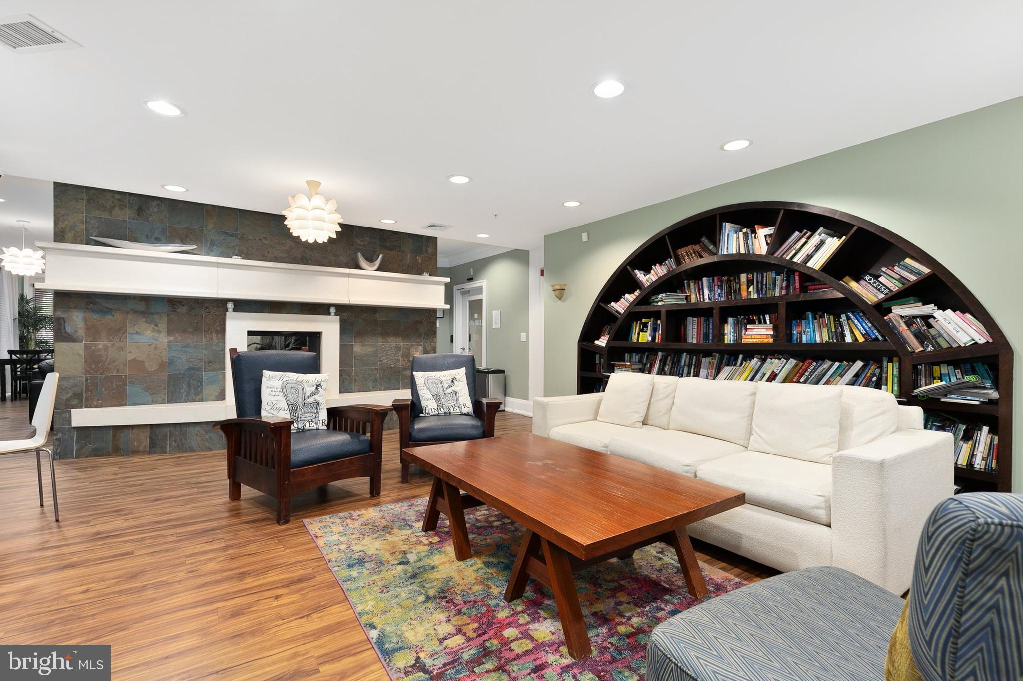 THE COLONNADE AT KENTLANDS - Residential