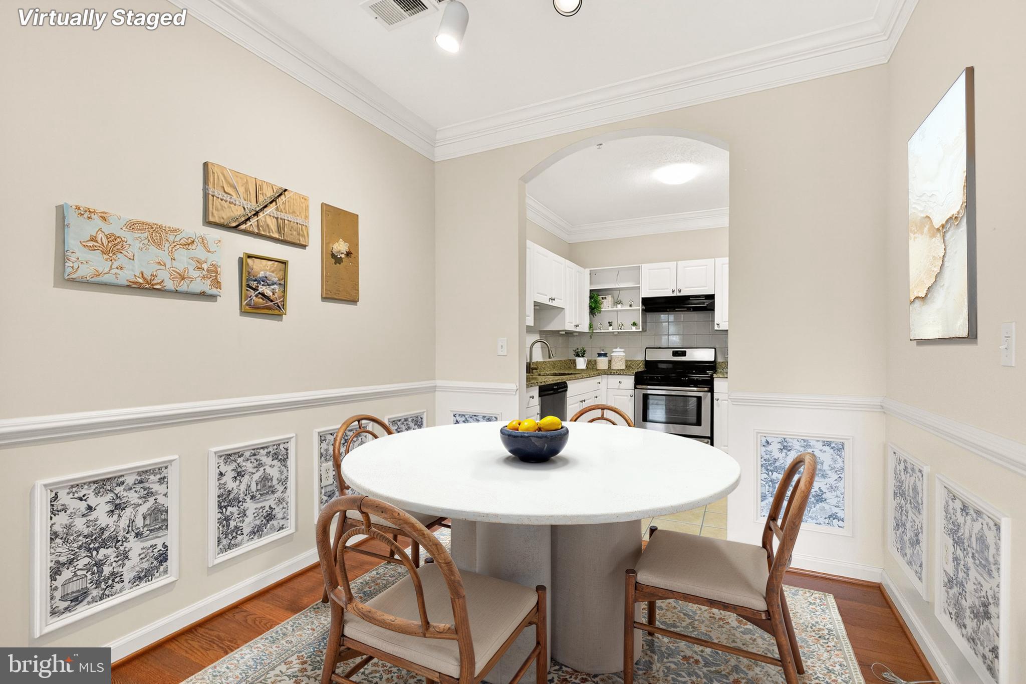 THE COLONNADE AT KENTLANDS - Residential