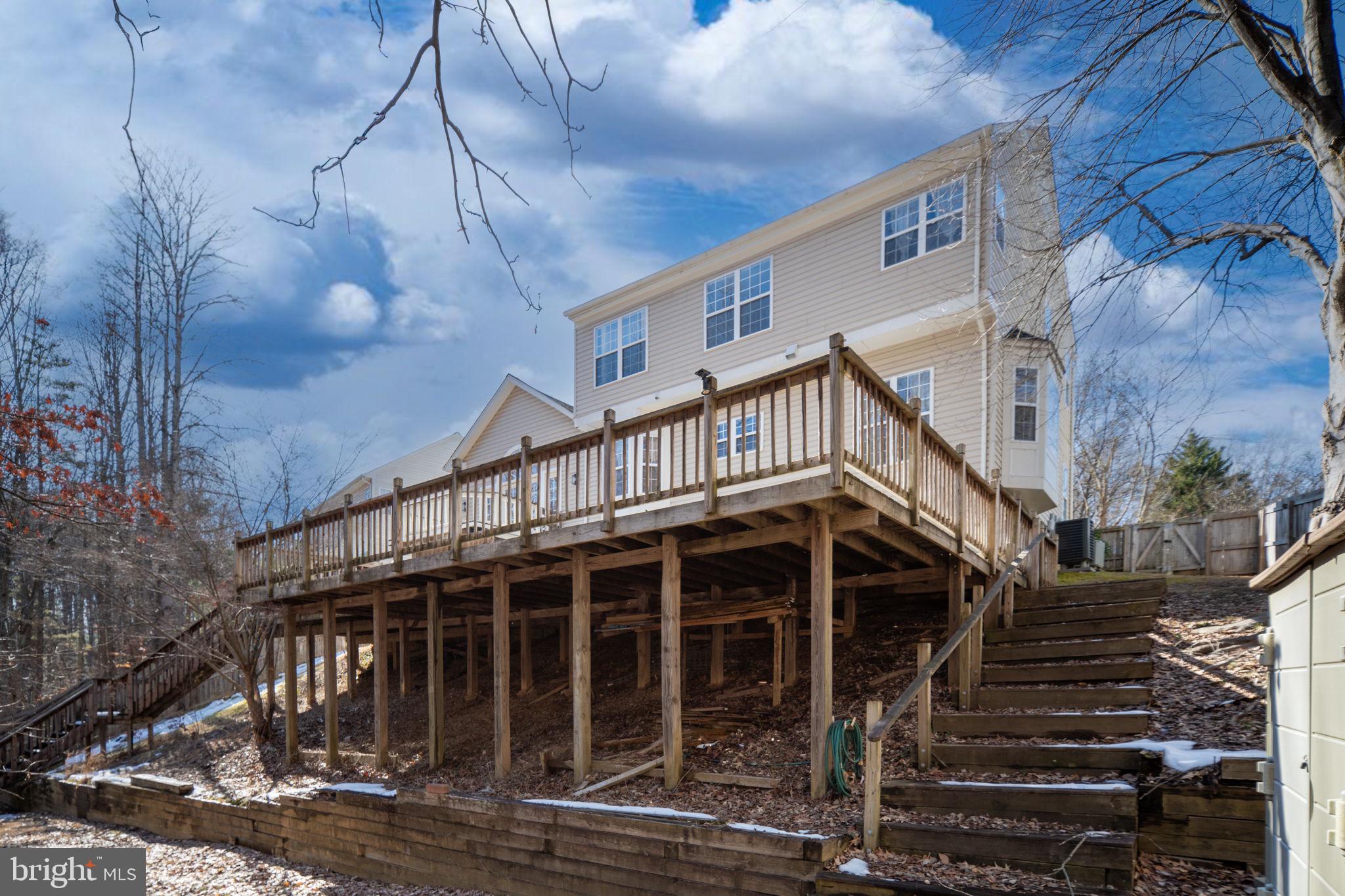 STONE RIVER - Residential