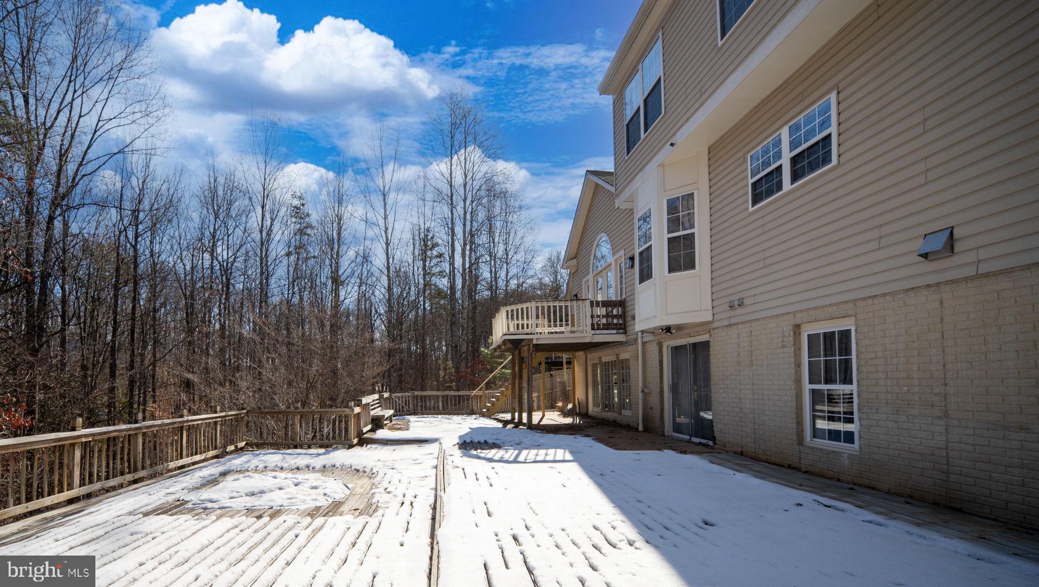 STONE RIVER - Residential