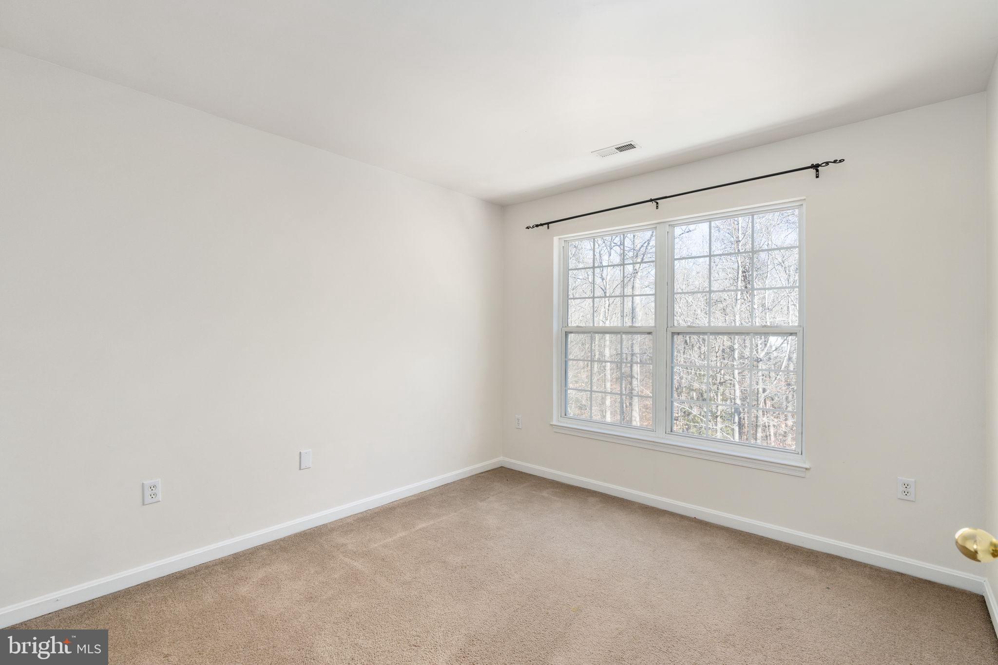 STONE RIVER - Residential