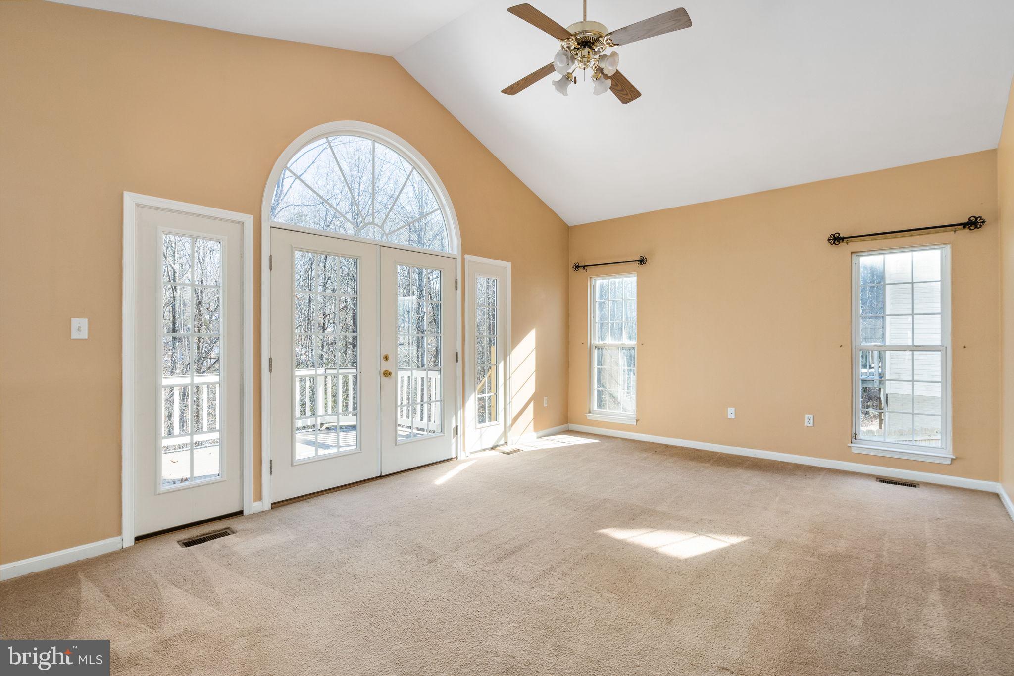 STONE RIVER - Residential