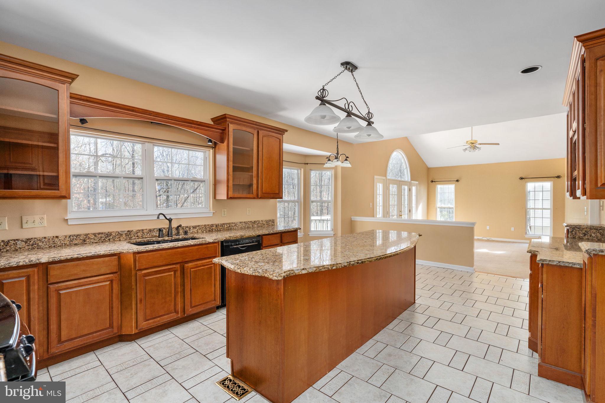 STONE RIVER - Residential