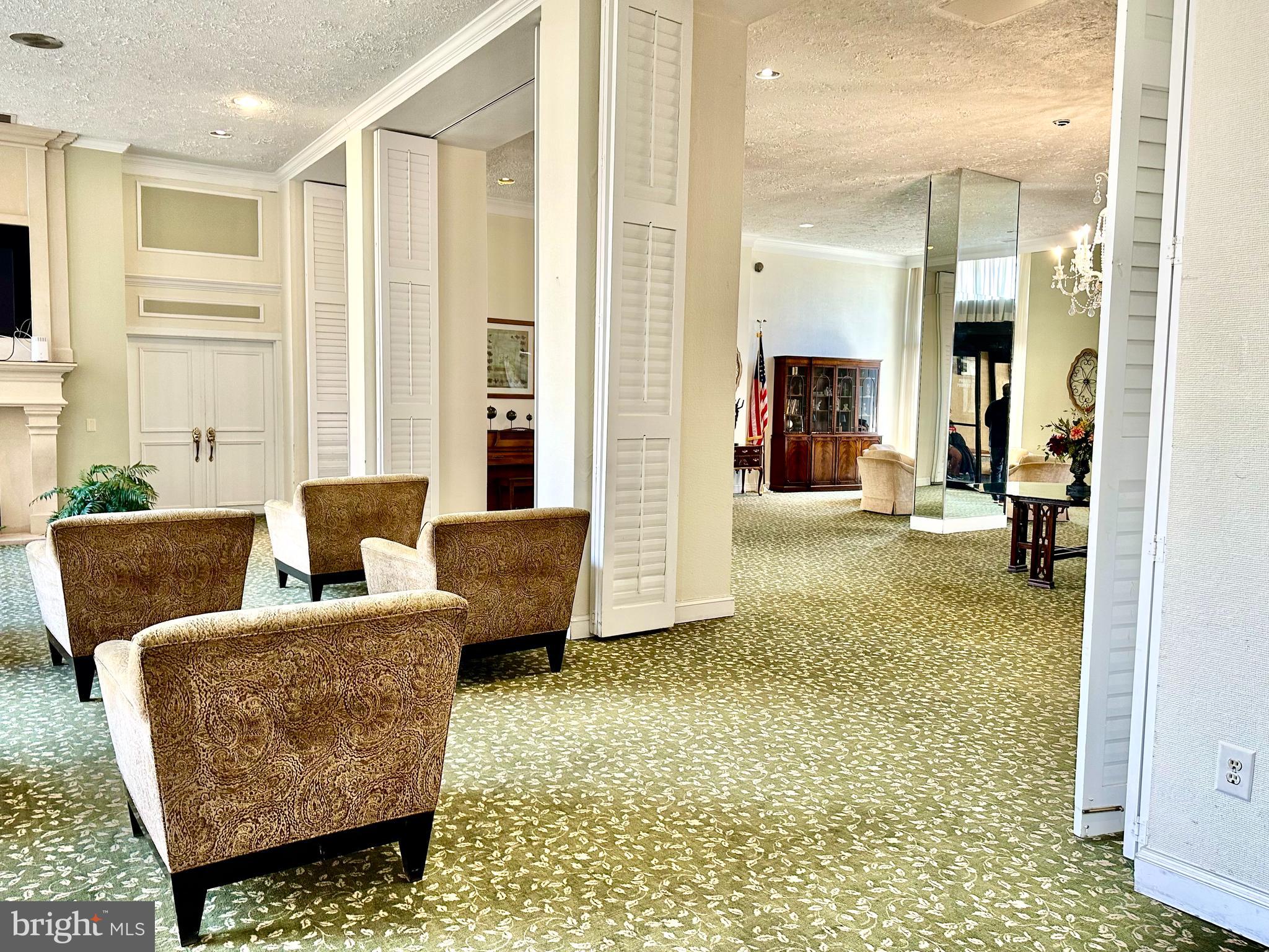 WESTCHESTER PARK - Residential