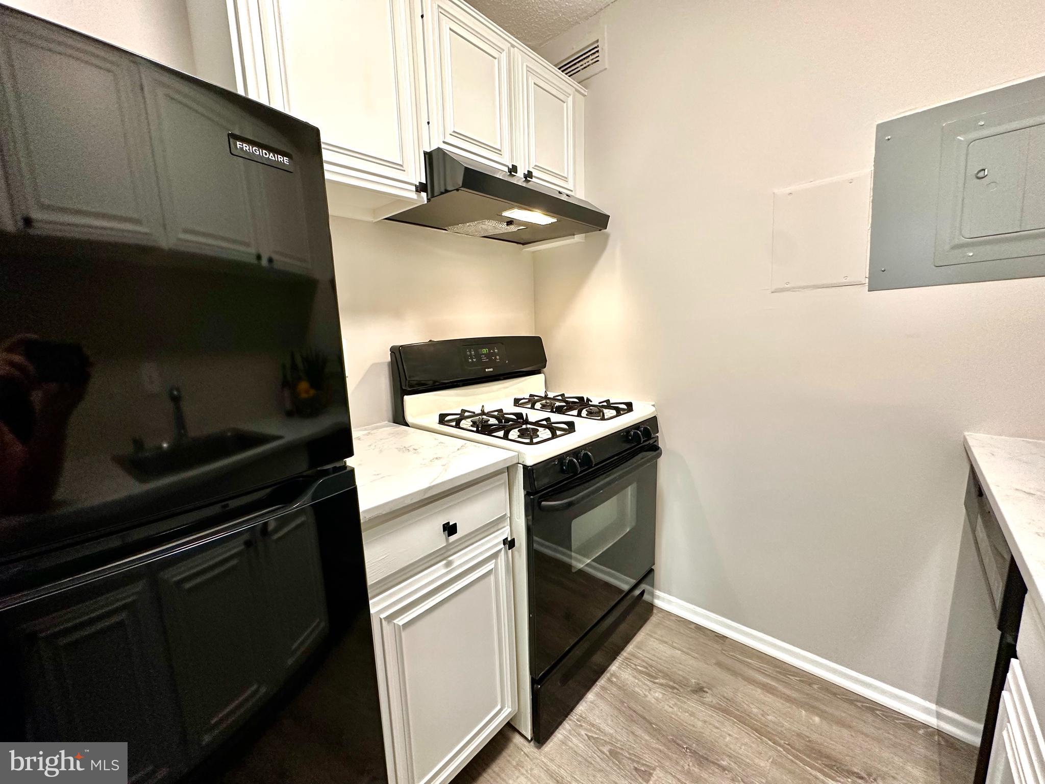 WESTCHESTER PARK - Residential