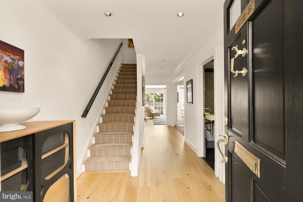 Photo of 1672 Beekman Place NW #B, WASHINGTON, DC 20009 (MLS # DCDC2282314)