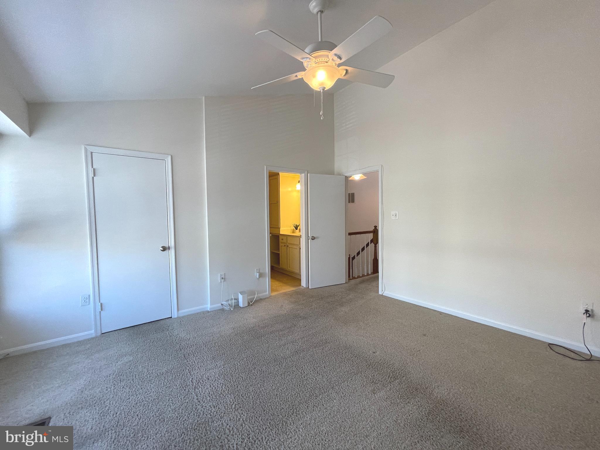 CANTON SQUARE - Residential Lease