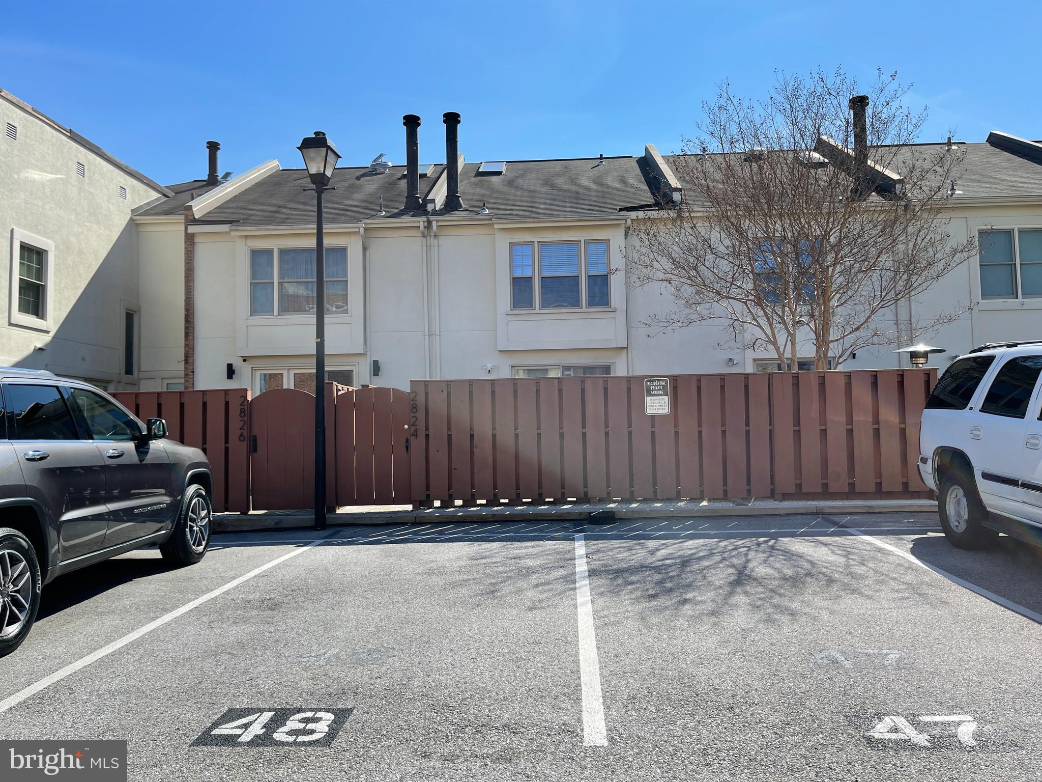 CANTON SQUARE - Residential Lease