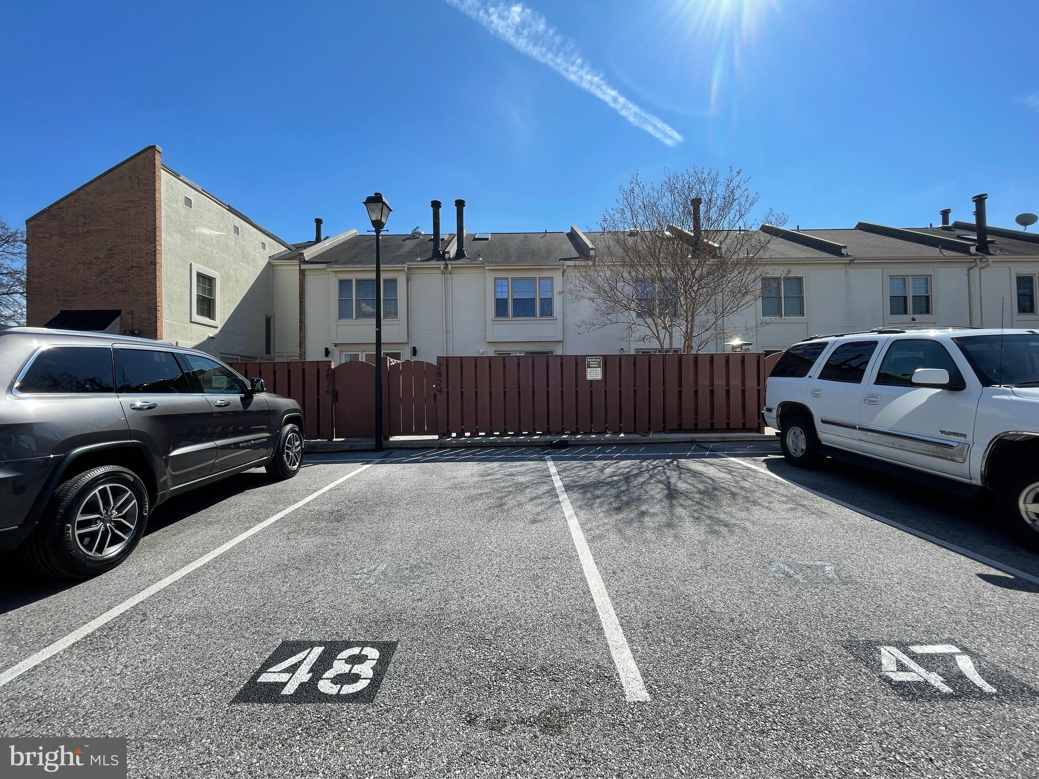 CANTON SQUARE - Residential Lease