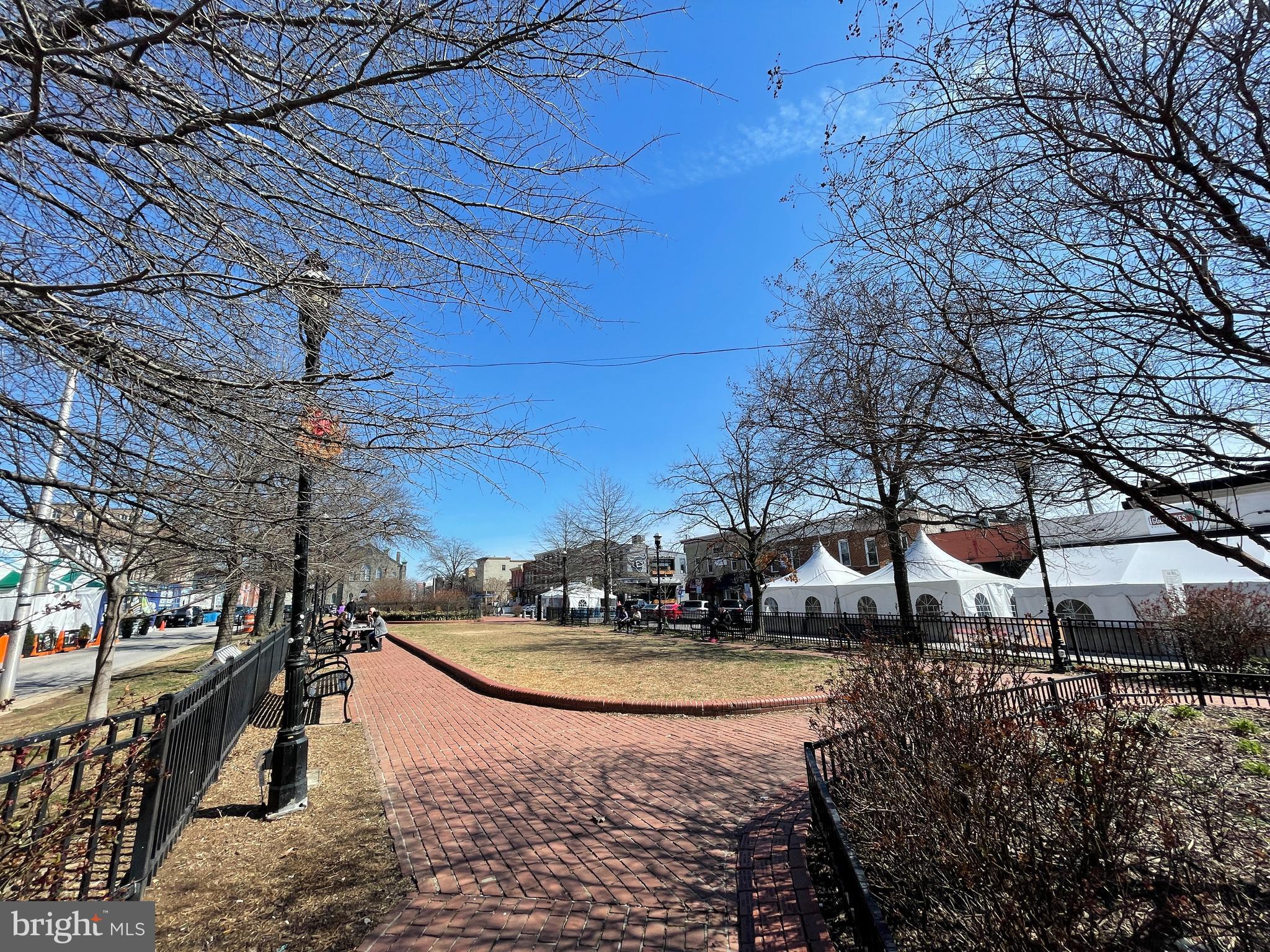 CANTON SQUARE - Residential Lease