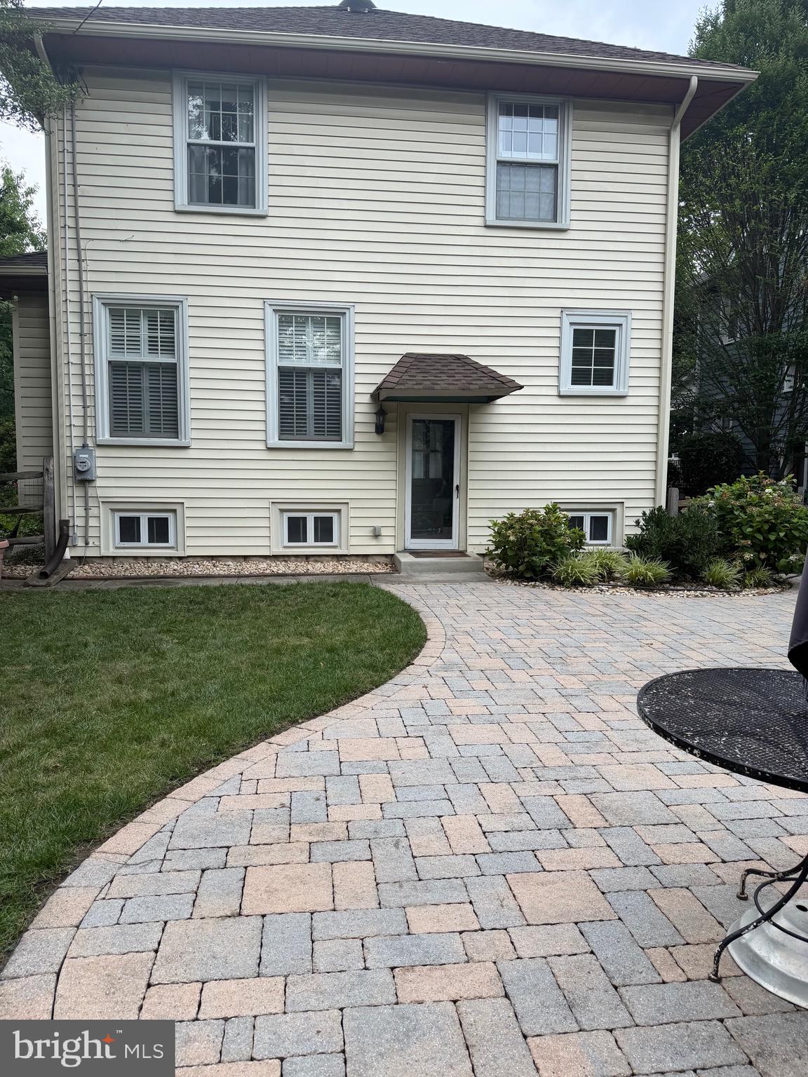 618 ELM TERRACE